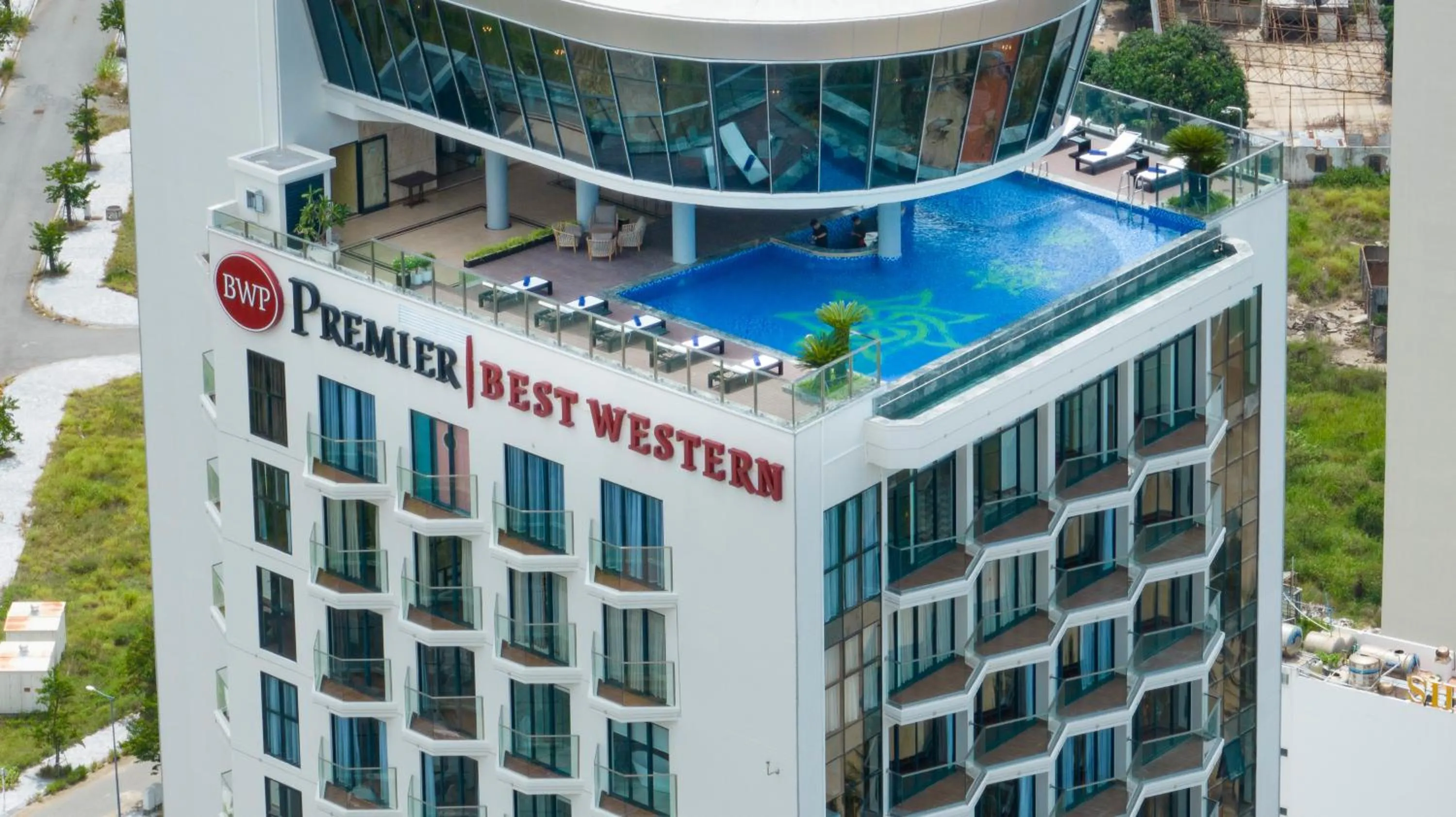 Property building in Best Western Premier Marvella Nha Trang