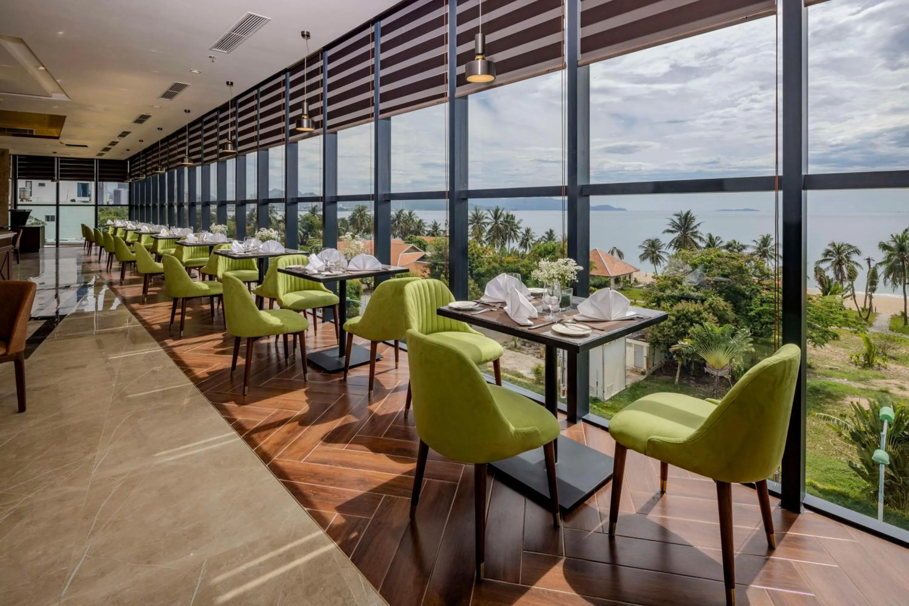 Restaurant/places to eat in Best Western Premier Marvella Nha Trang