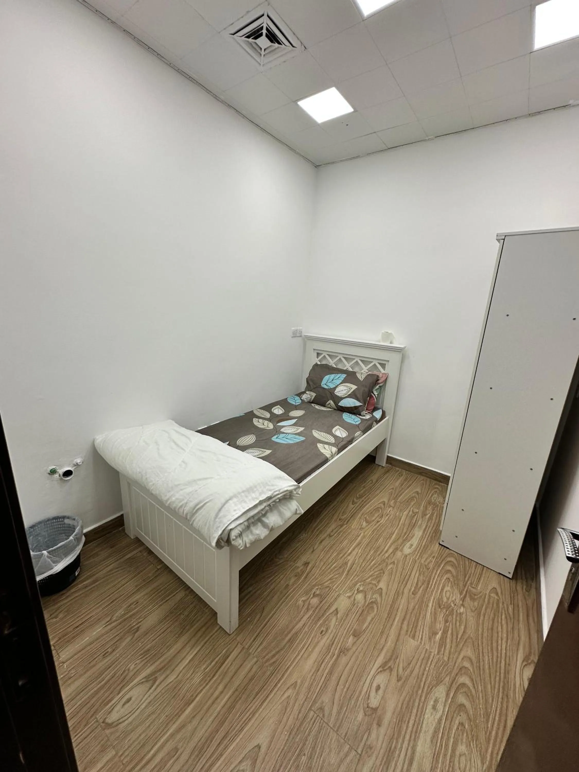 Bed in International Abu-Dhabi Hostel Villa