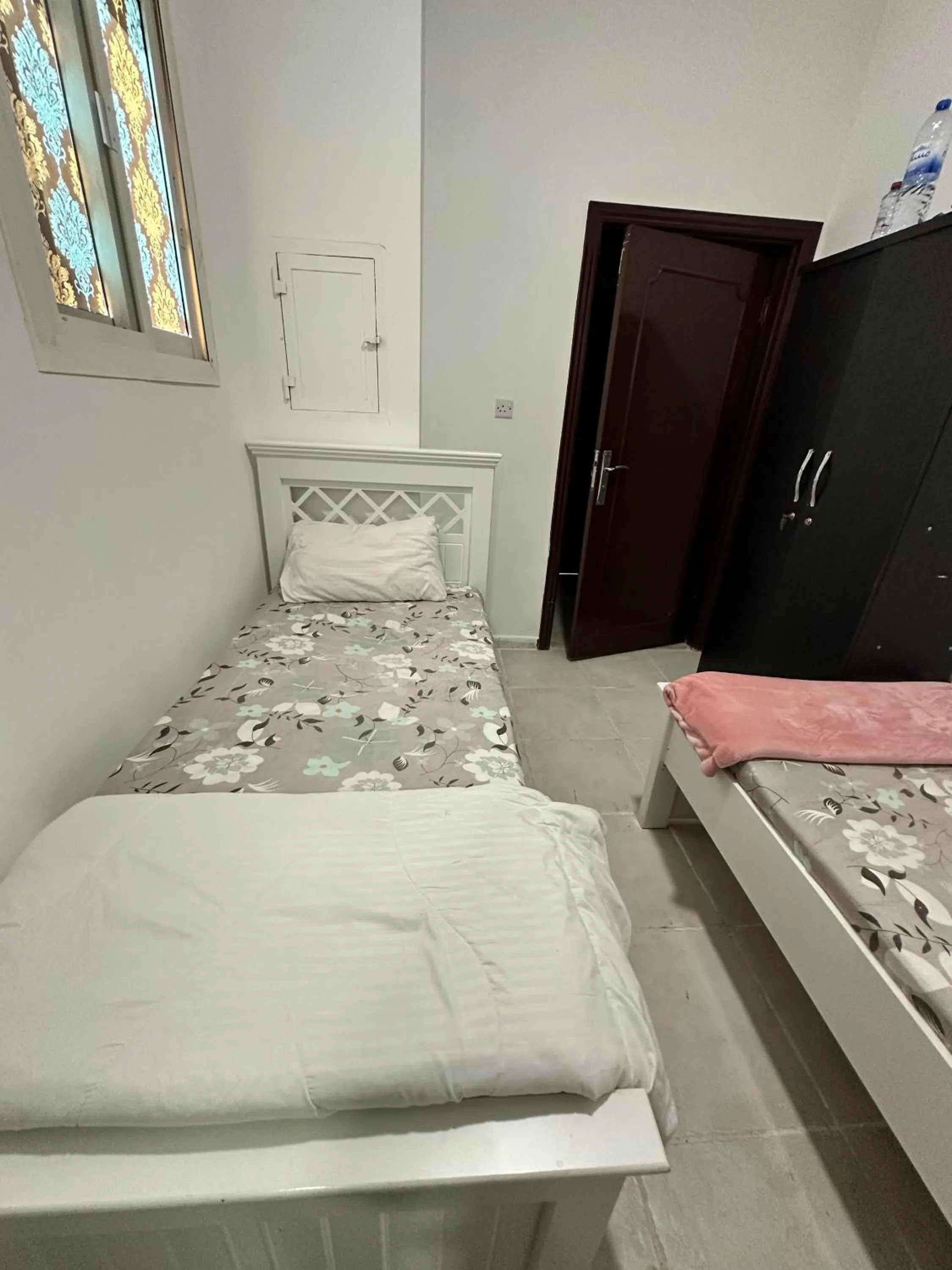 Bed in International Abu-Dhabi Hostel Villa