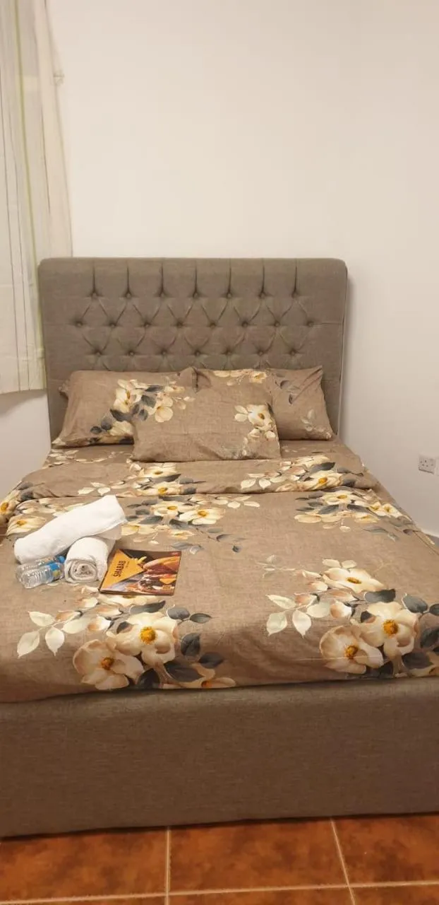 Bed in International Abu-Dhabi Hostel Villa