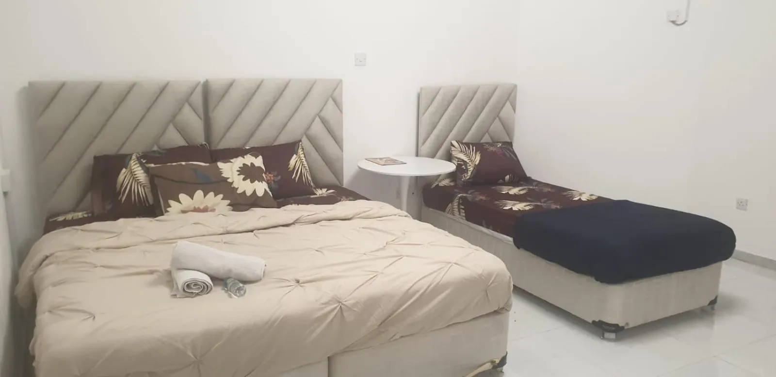 Bed in International Abu-Dhabi Hostel Villa