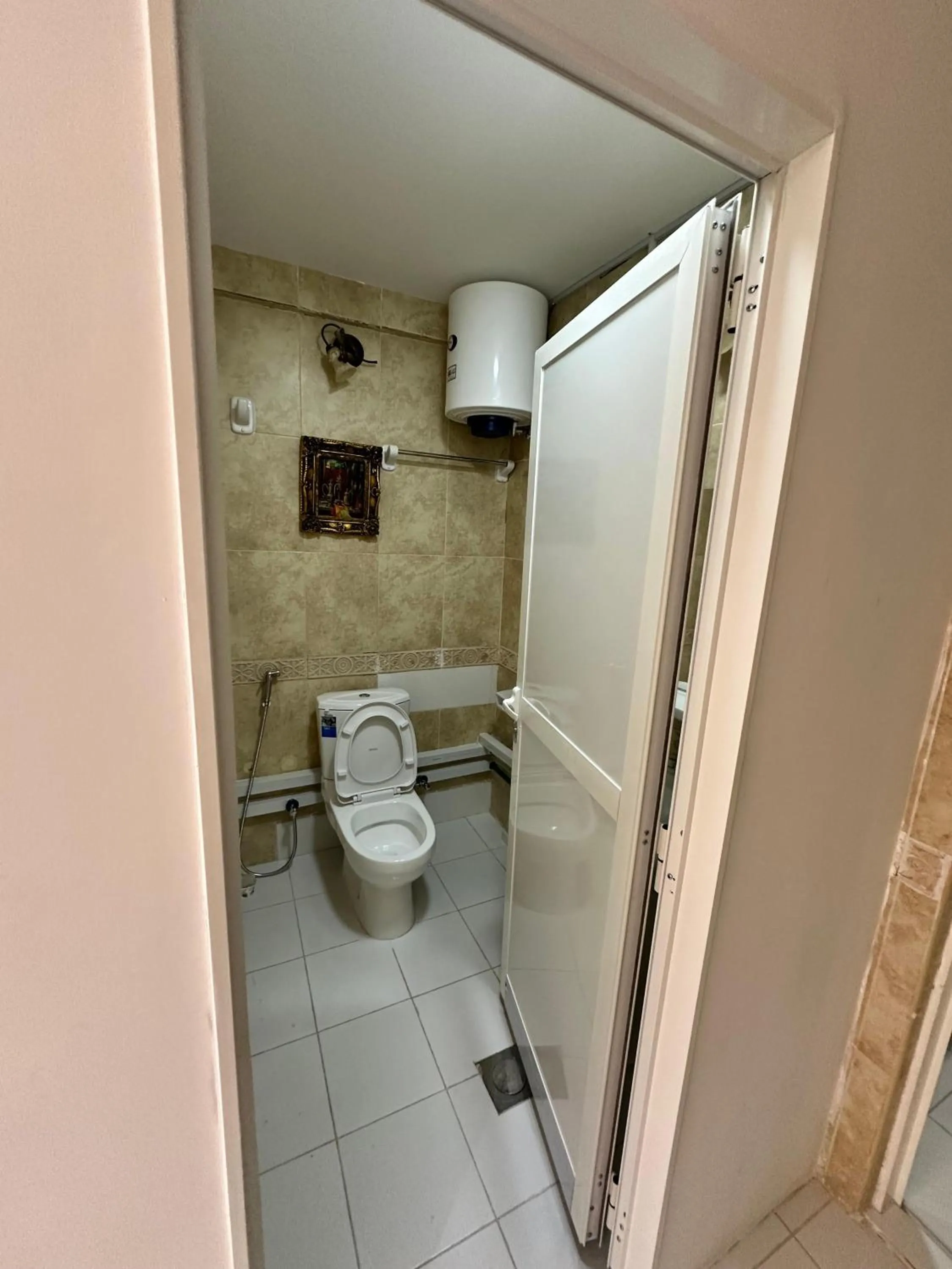 International Abu-Dhabi Hostel Villa