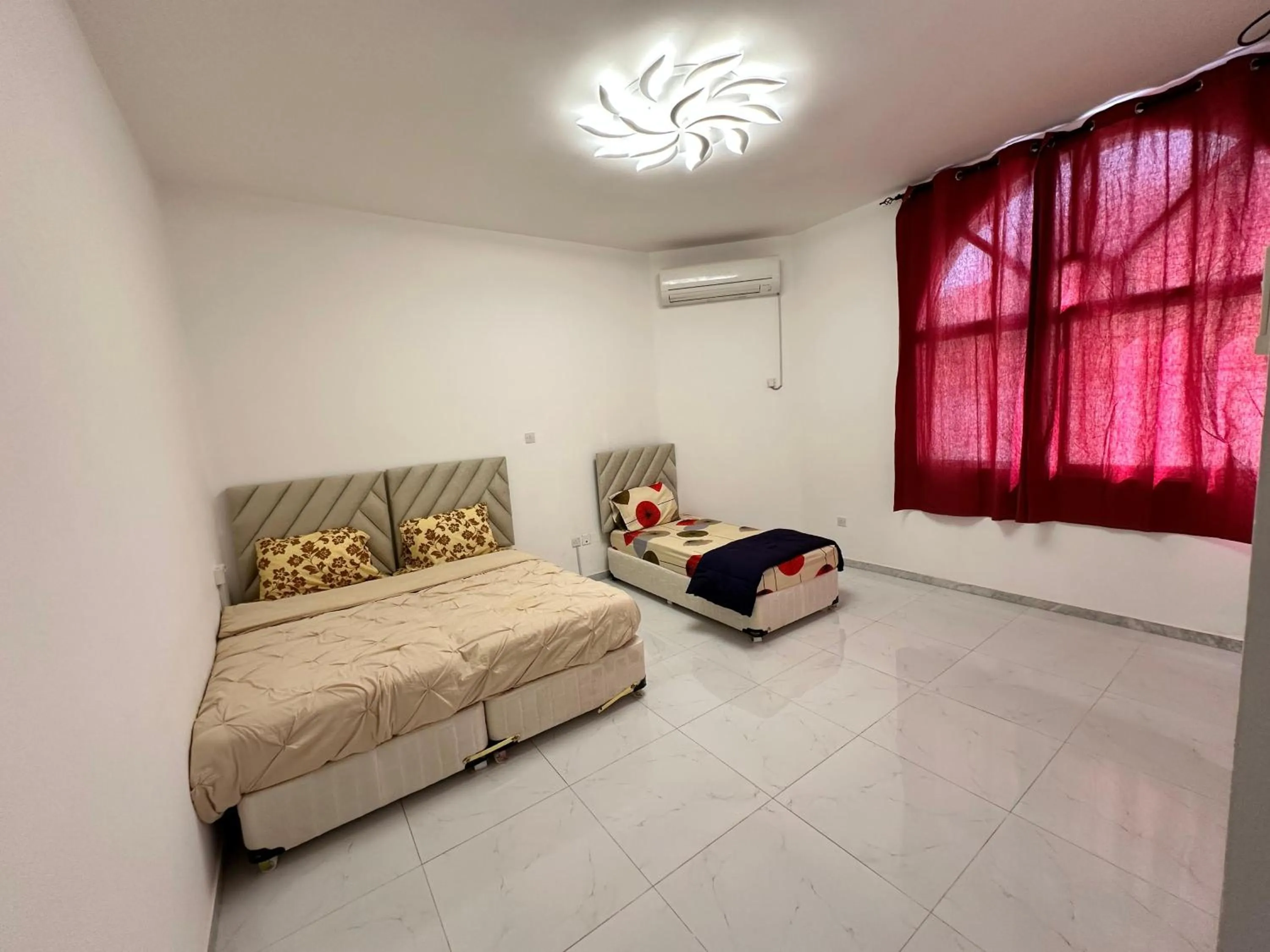 Bed in International Abu-Dhabi Hostel Villa