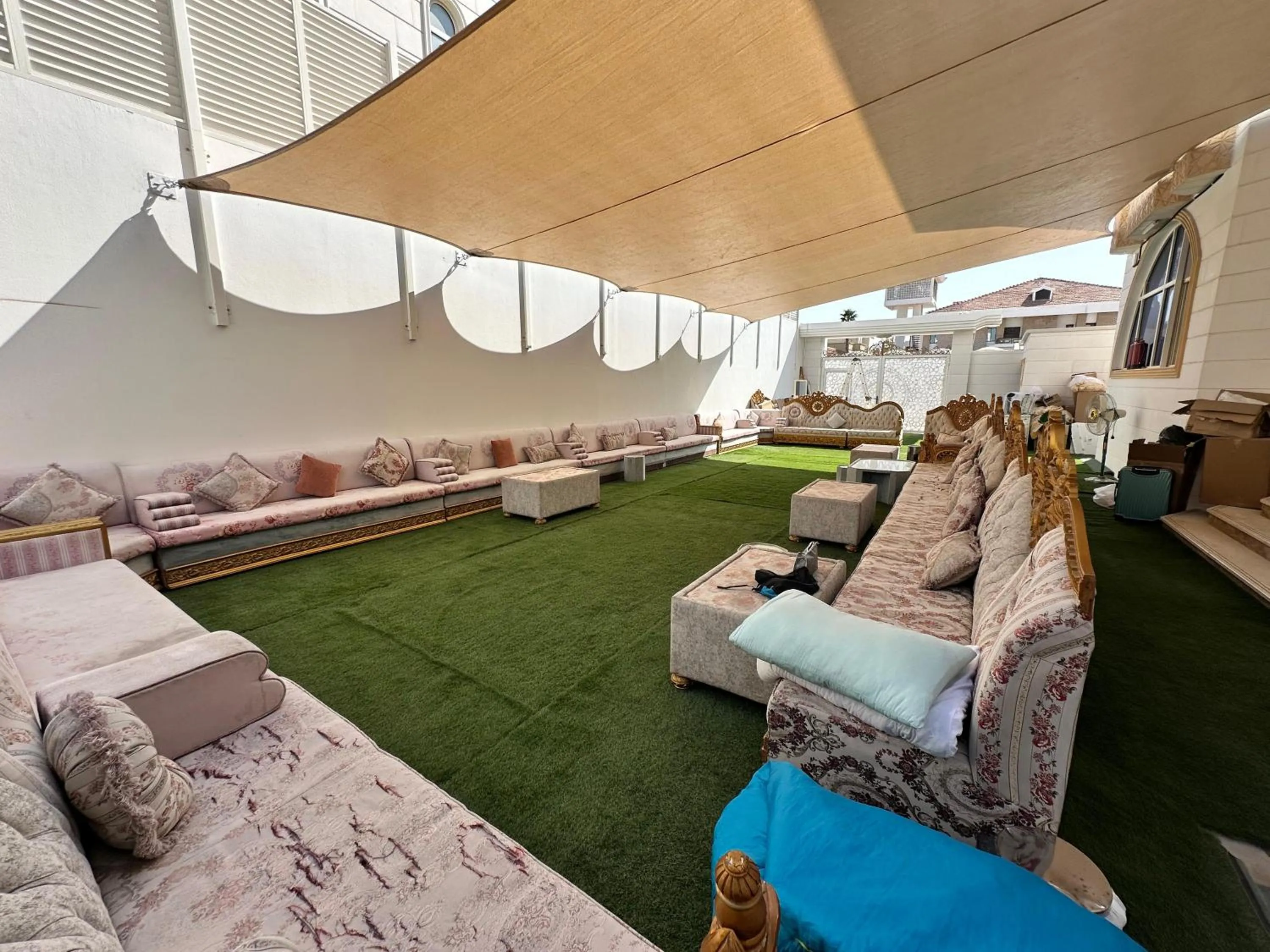 International Abu-Dhabi Hostel Villa