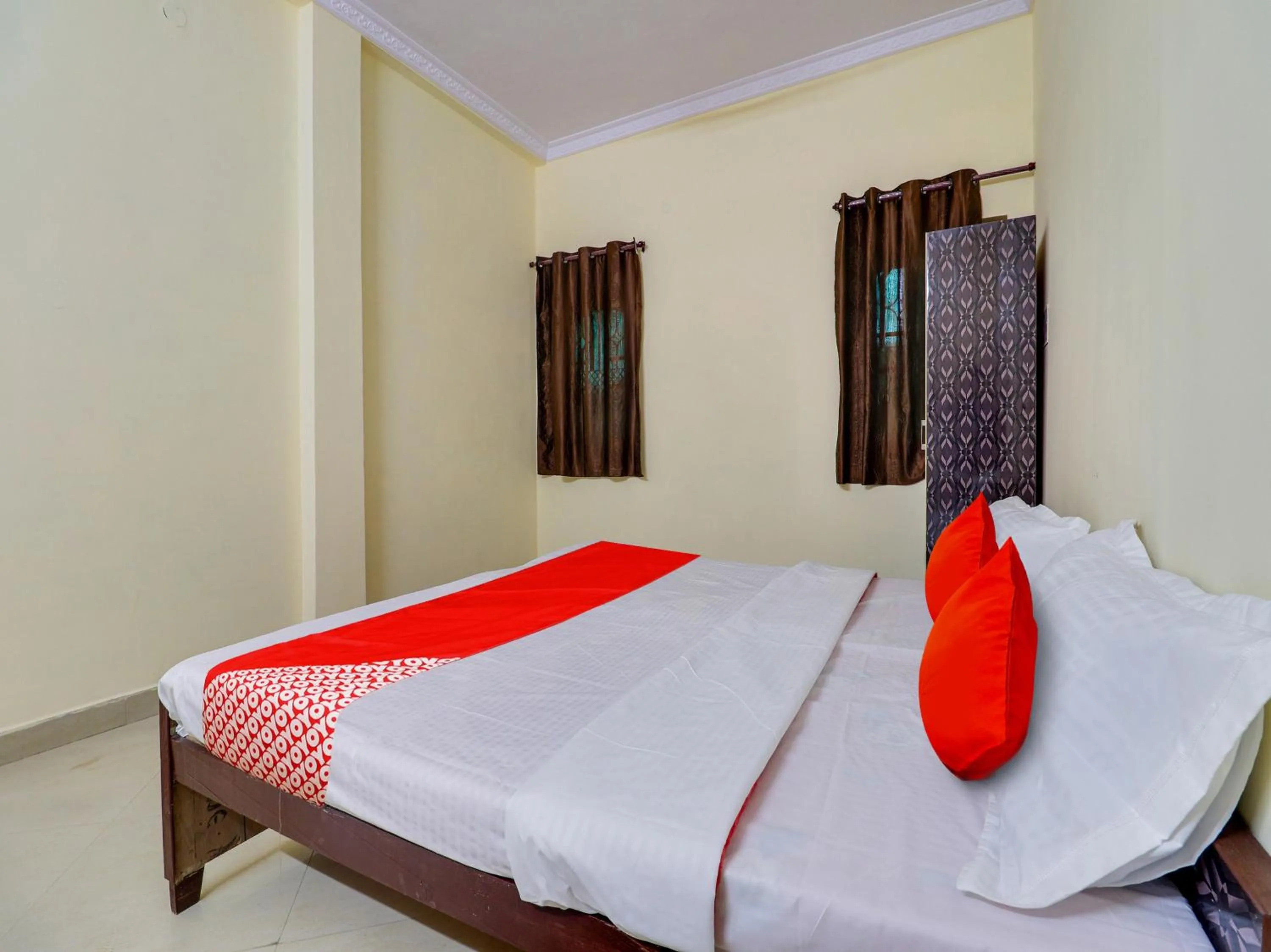 Bedroom, Bed in Hotel O GURUKRIPA INN