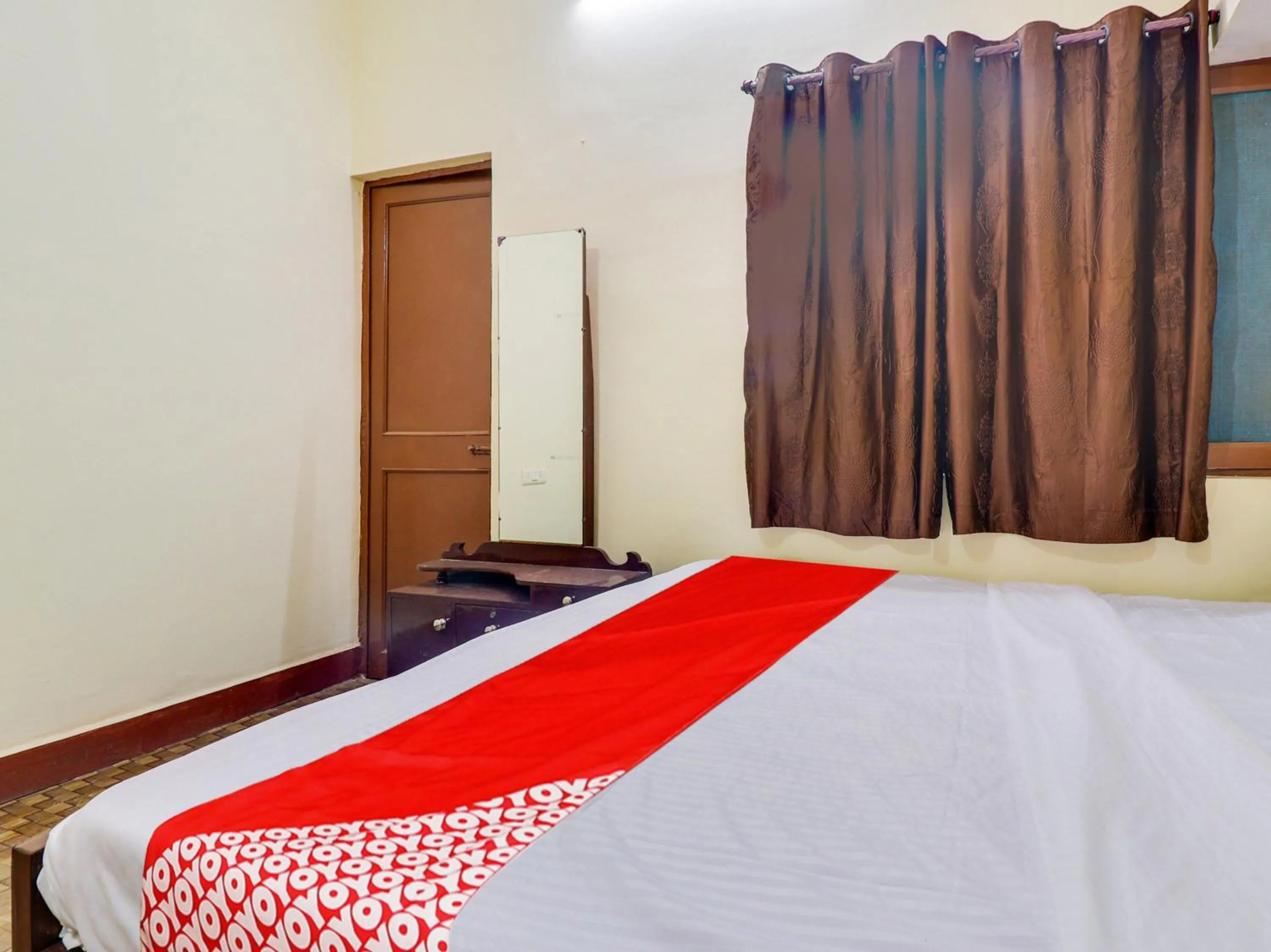 Bedroom, Bed in Hotel O GURUKRIPA INN