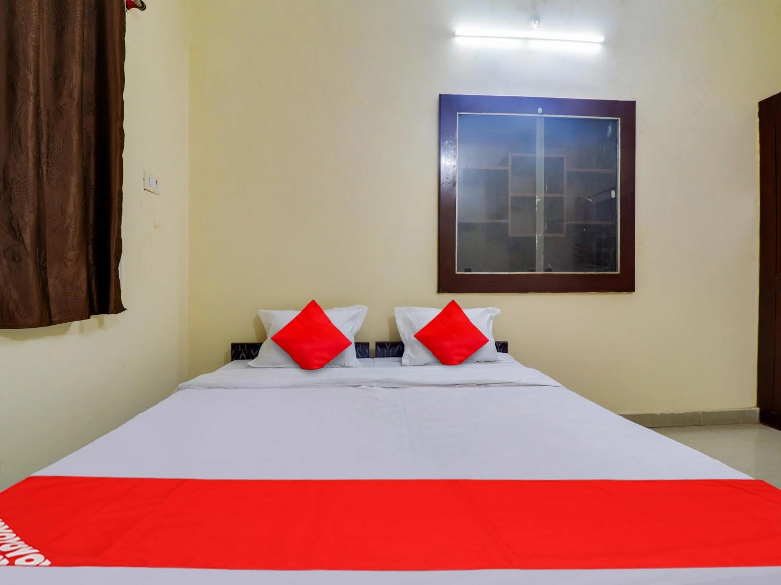 Bedroom, Bed in Hotel O GURUKRIPA INN