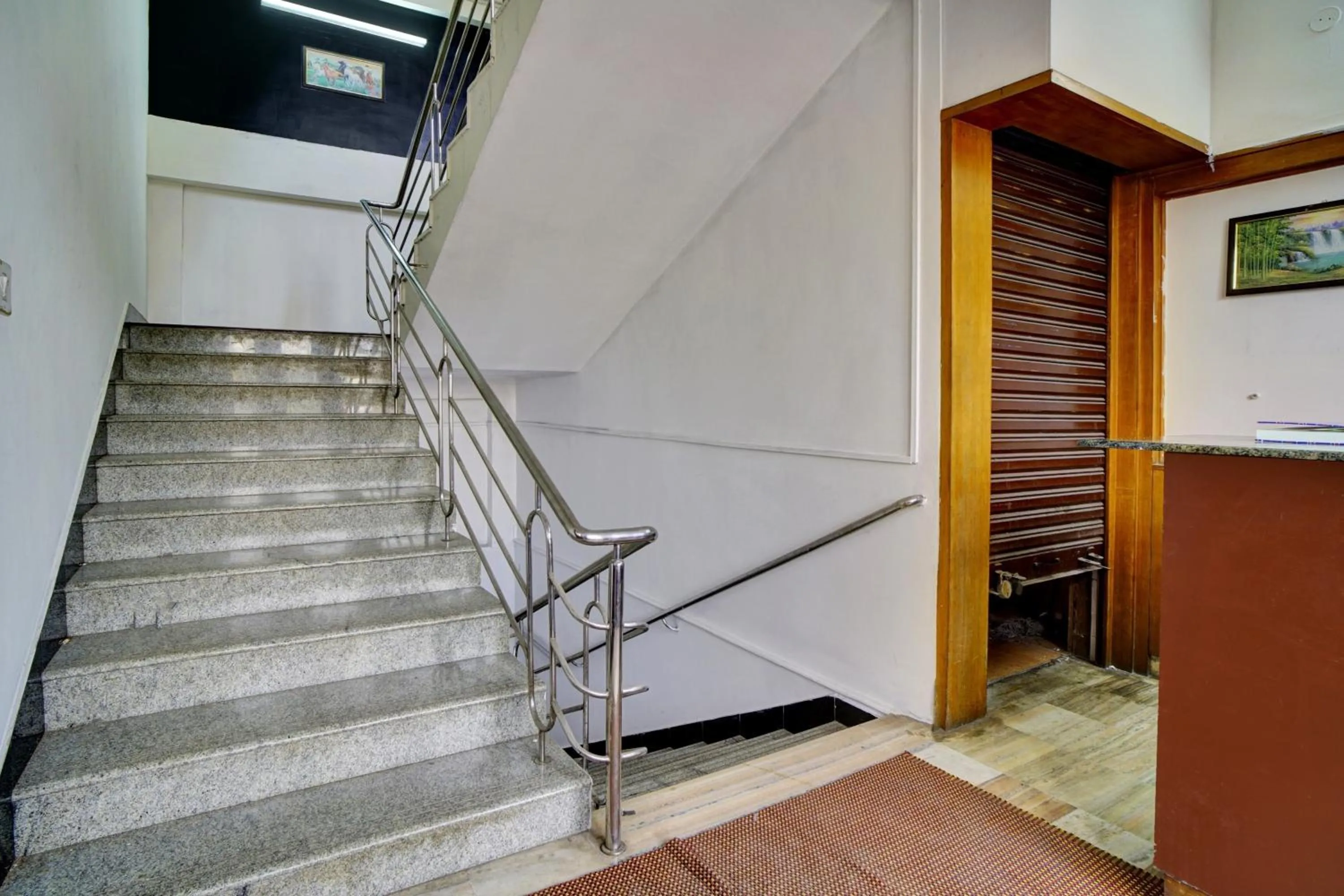 Lobby or reception in Hotel O Highway Inn