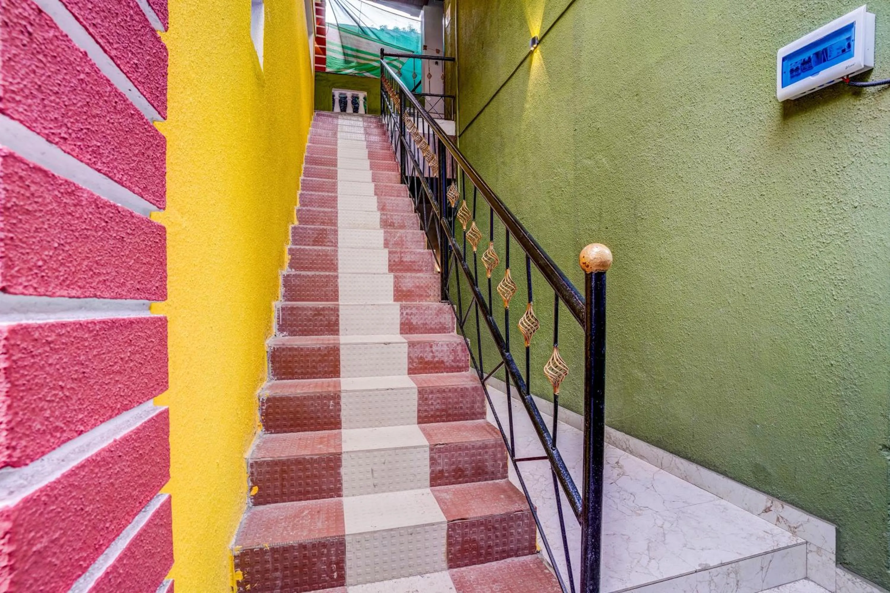 Lobby or reception in Collection O Palm Springs Beach Resort