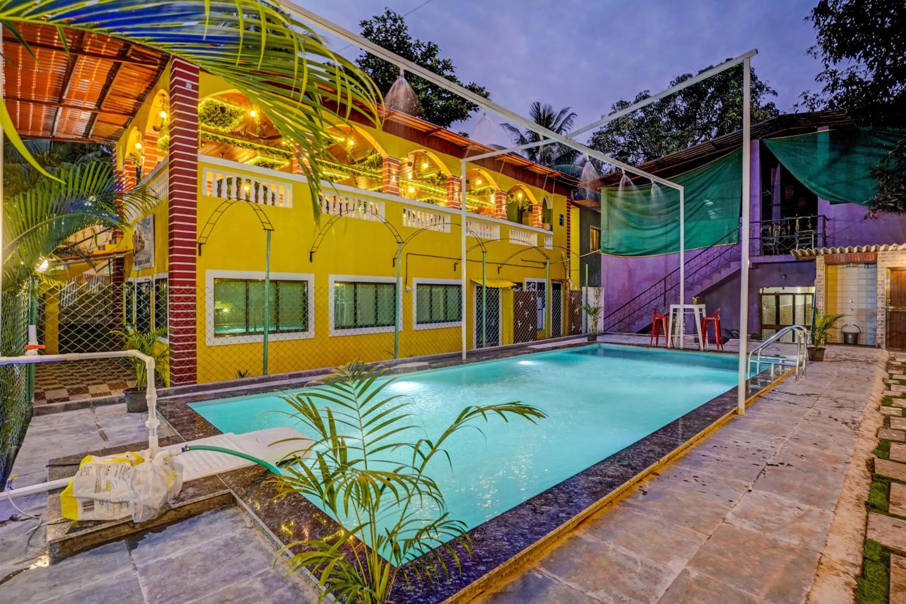 Entertainment, Swimming Pool in Collection O Palm Springs Beach Resort