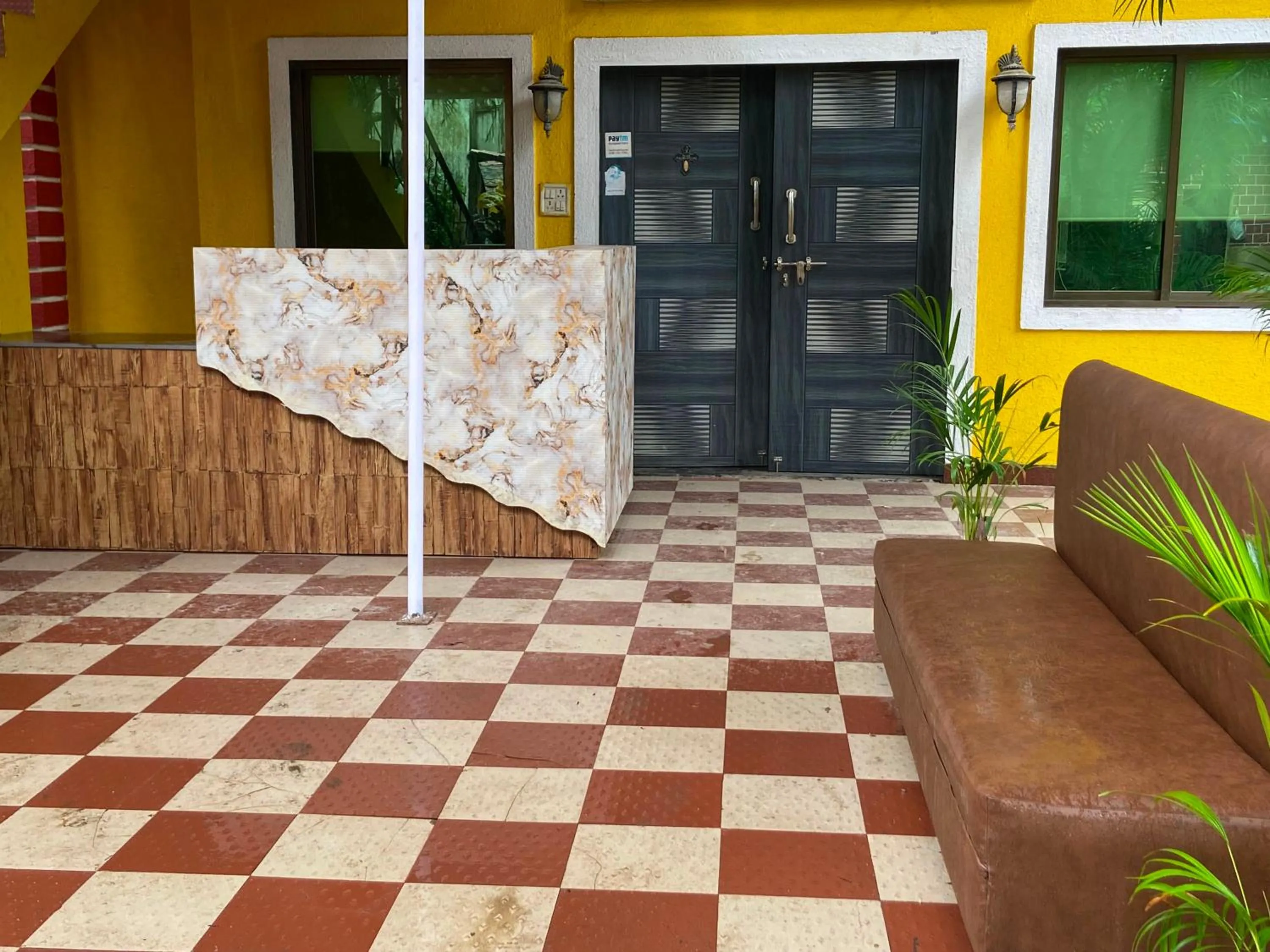 Facade/entrance in Collection O Palm Springs Beach Resort