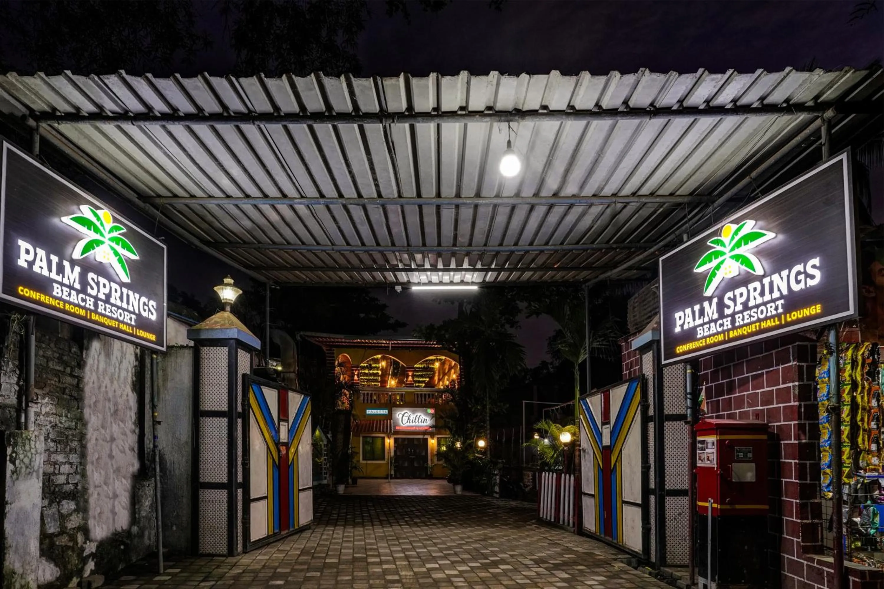 Facade/entrance, Property Logo/Sign in Collection O Palm Springs Beach Resort