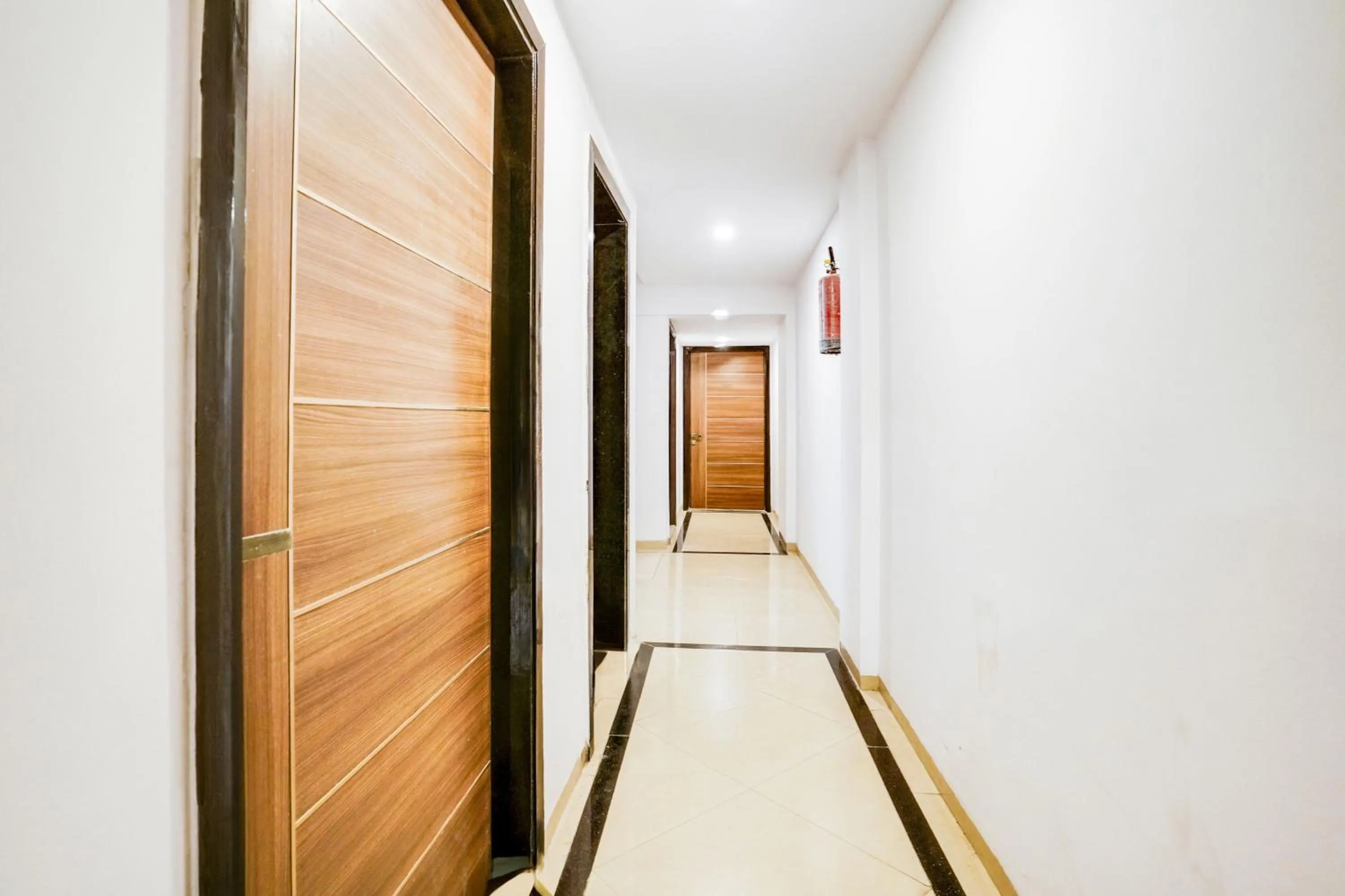 Lobby or reception in Super Townhouse Marol Near Mumbai Airport