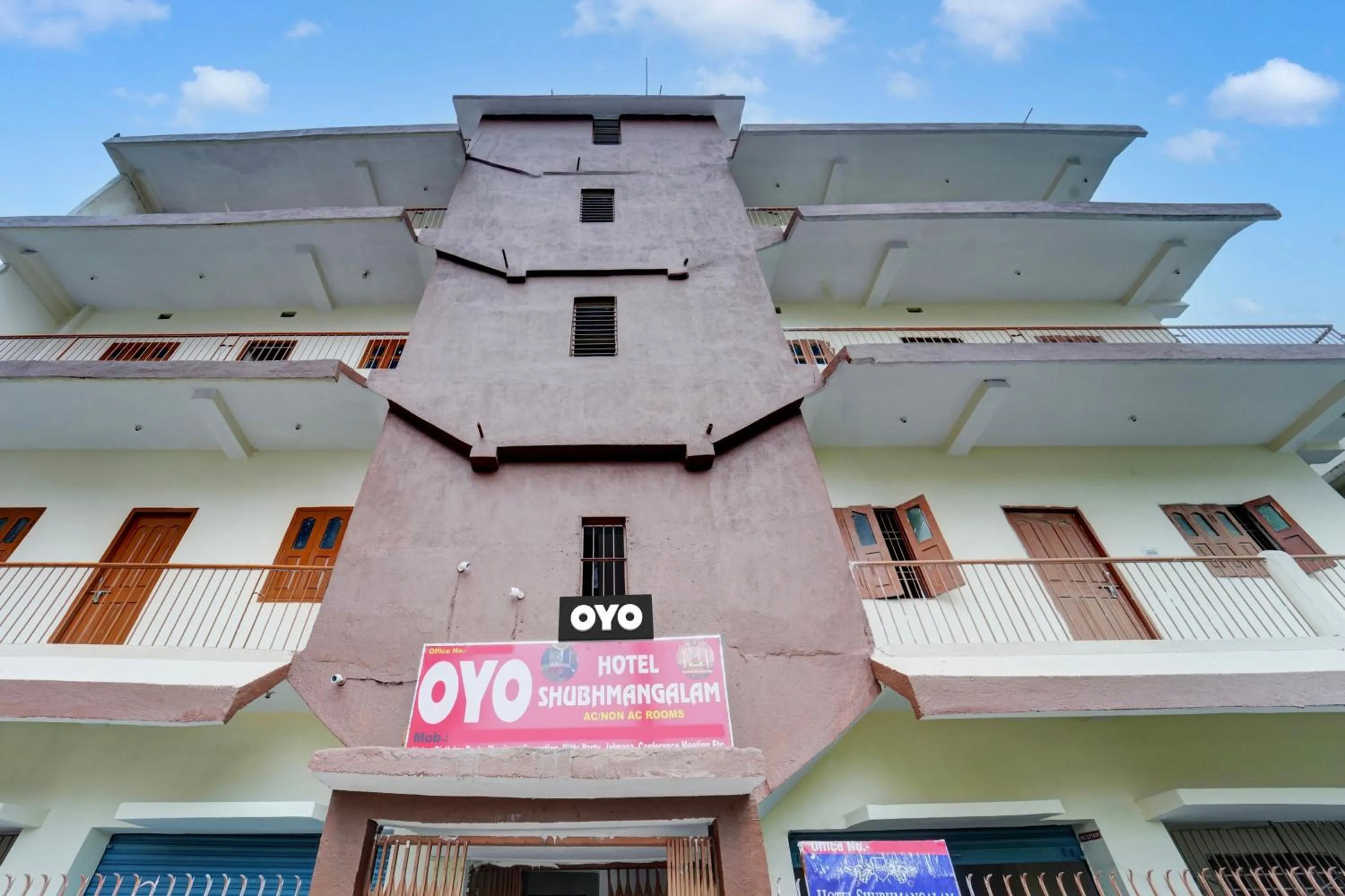 Facade/entrance, Property Building in OYO Flagship Hotel Shubhmangalam