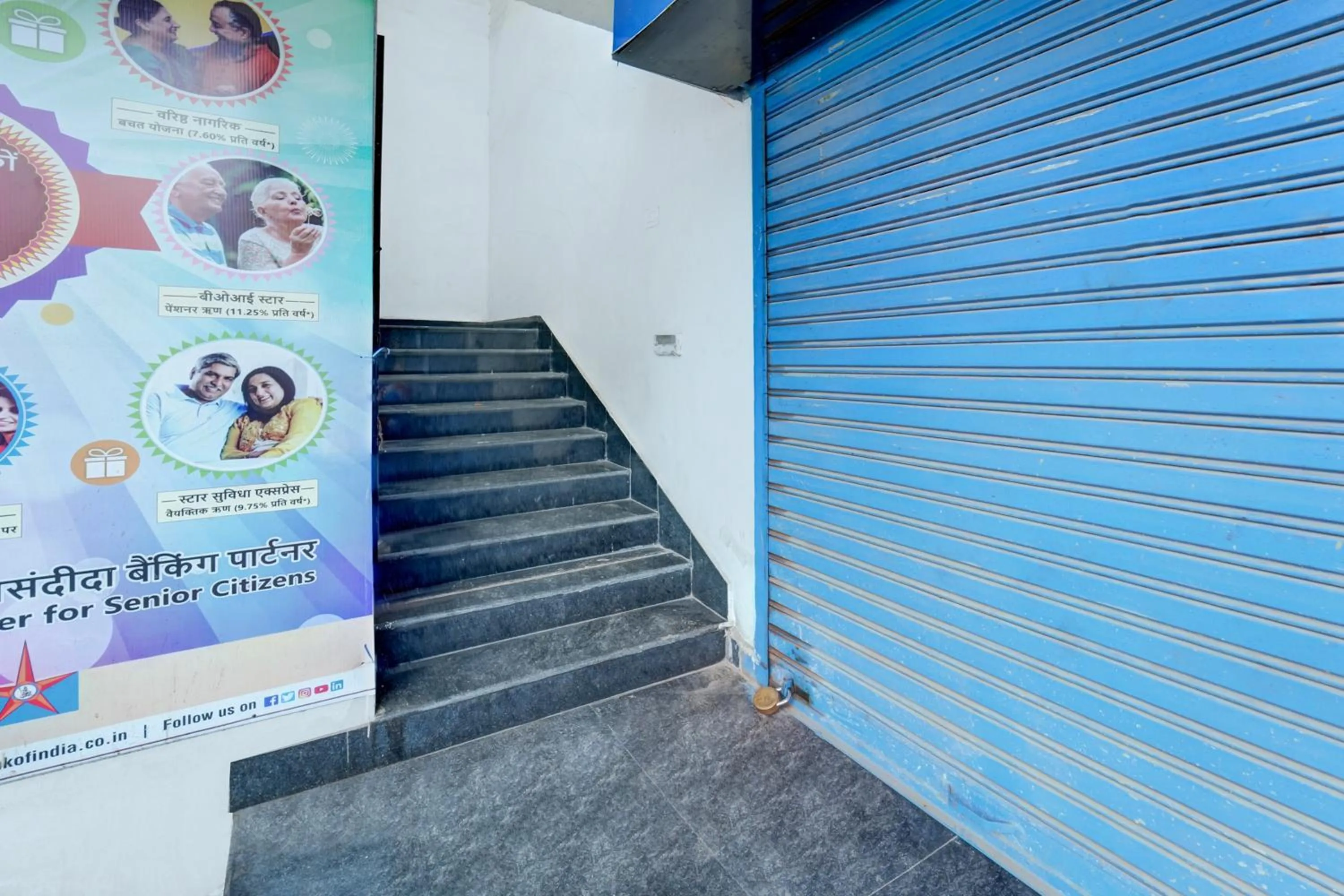 Facade/entrance in Hotel O White House