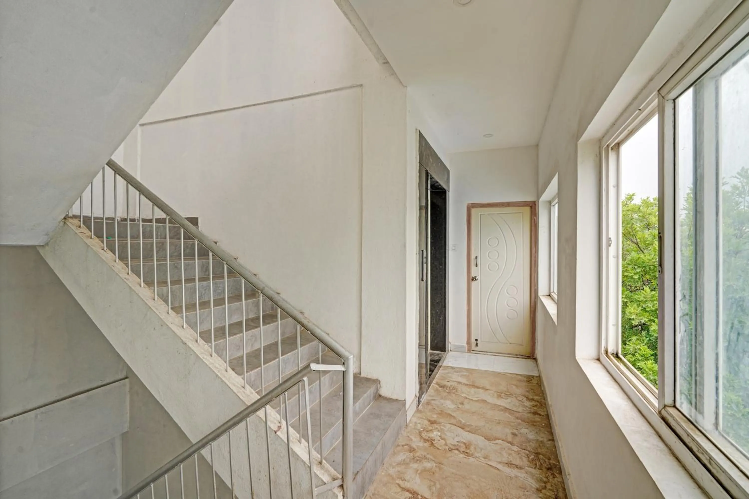 Facade/entrance, Balcony/Terrace in Hotel O SKP GRAND