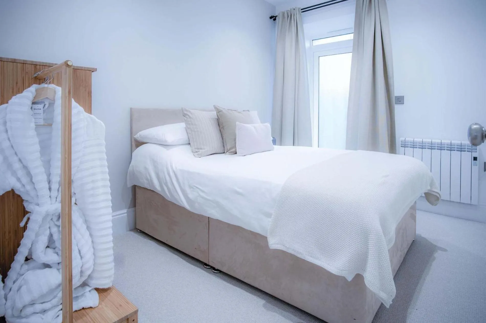 Floor plan, Bed in No 4 Croft House - Luxury 2 Bed Apartment - Tenby