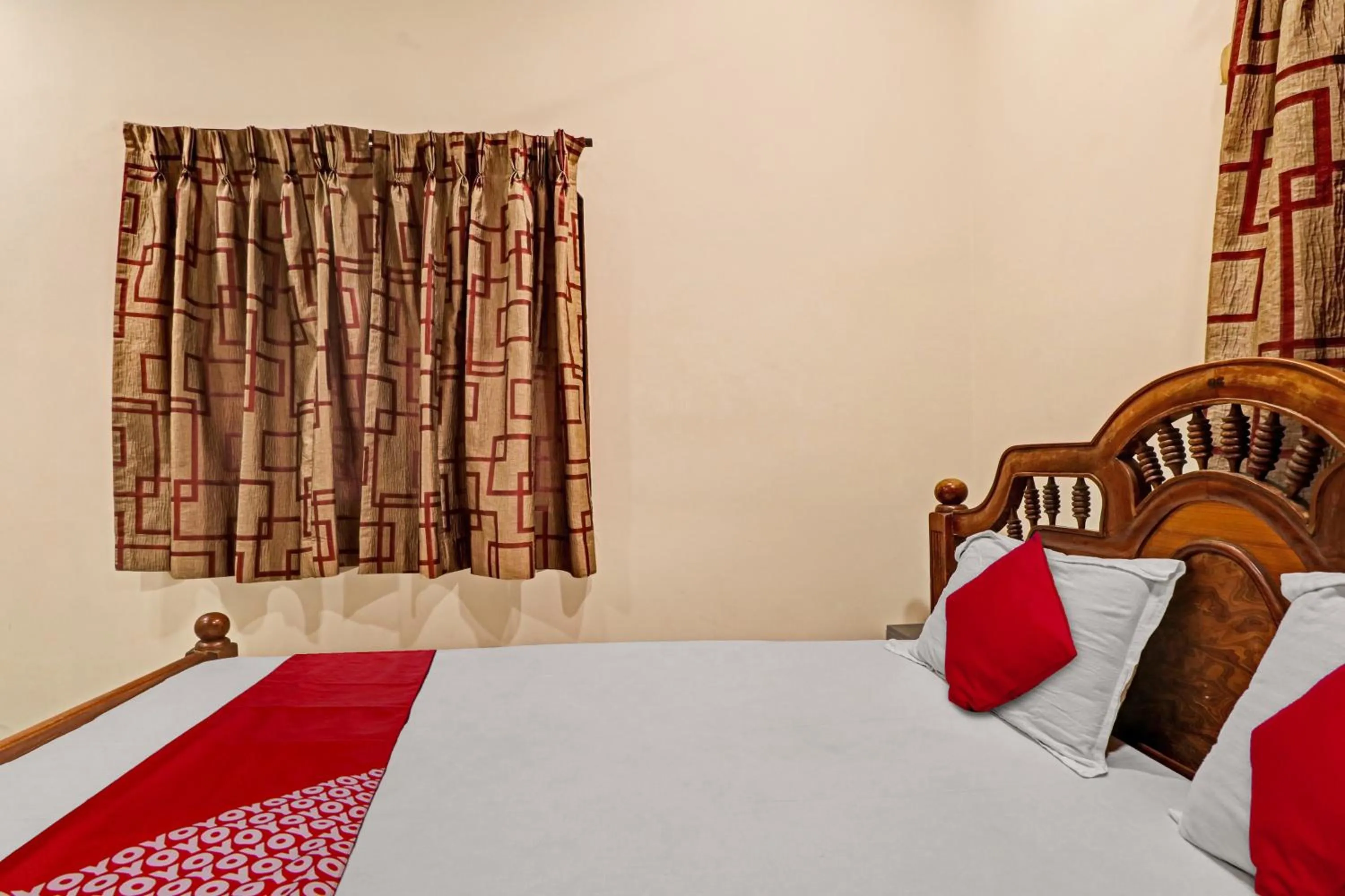 Bedroom in OYO Flagship Akshaya Villa