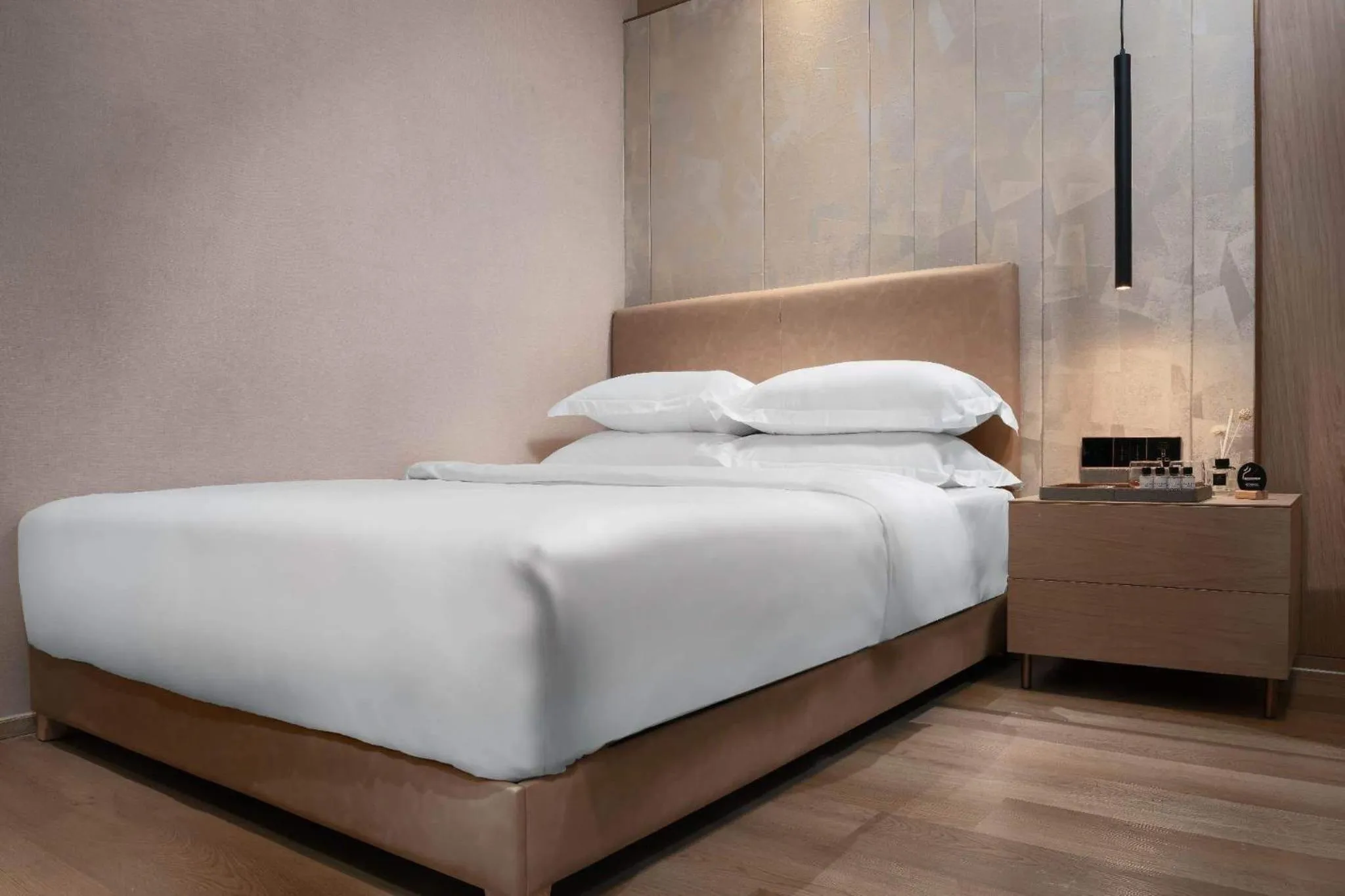 Bed in SF HOTEL Penthouse Residences