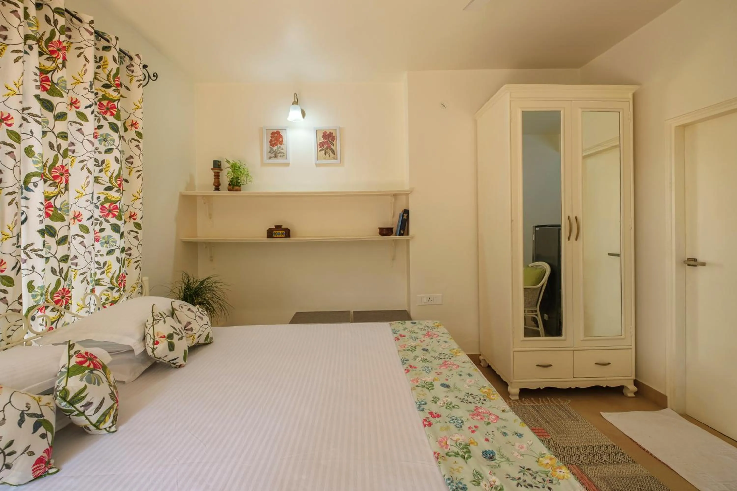 Bedroom, Bed in Shree Nikunj - A Luxury Boutique Homestay in Jaipur