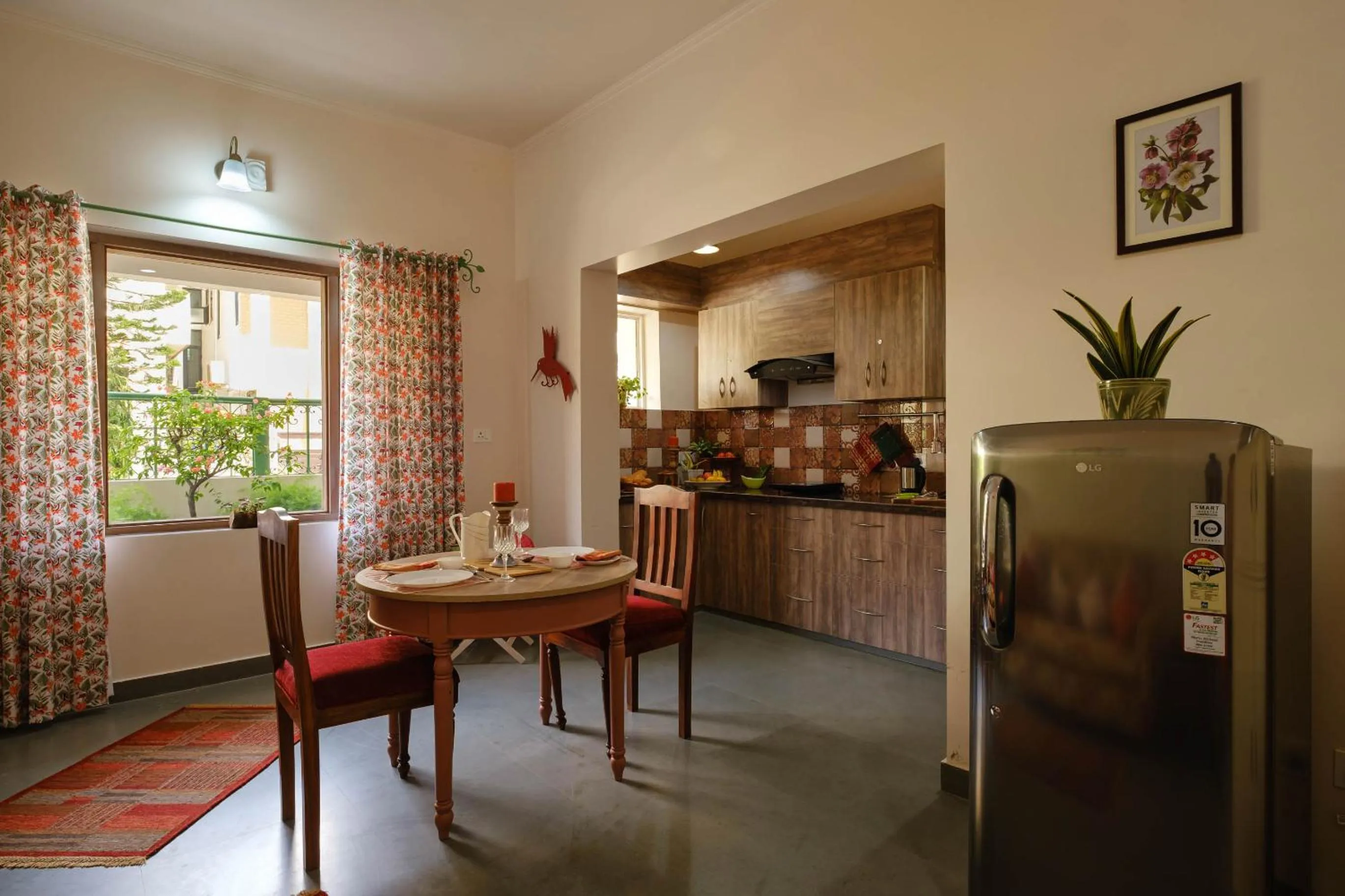Kitchen or kitchenette in Shree Nikunj - A Luxury Boutique Homestay in Jaipur