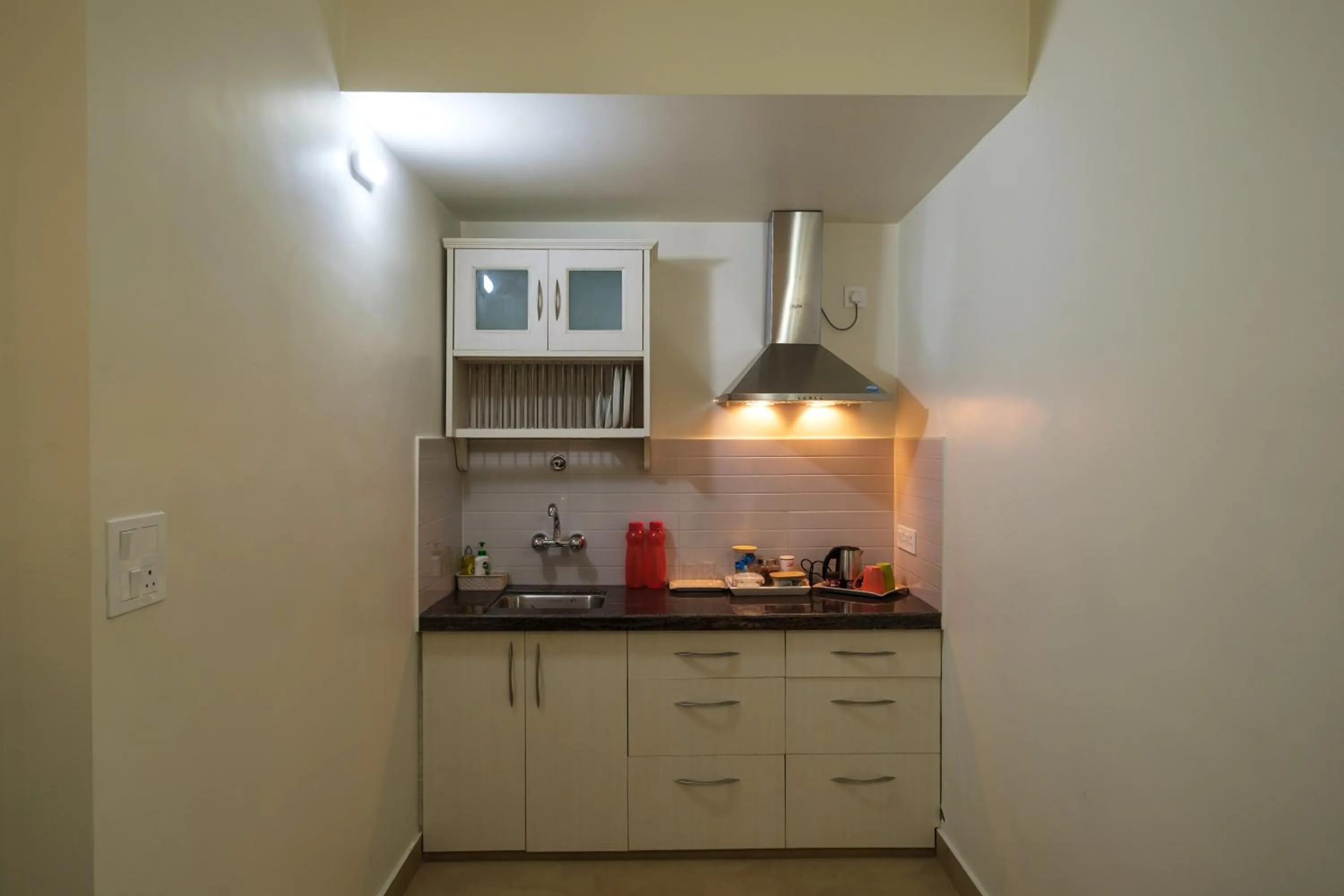 Kitchen or kitchenette in Shree Nikunj - A Luxury Boutique Homestay in Jaipur