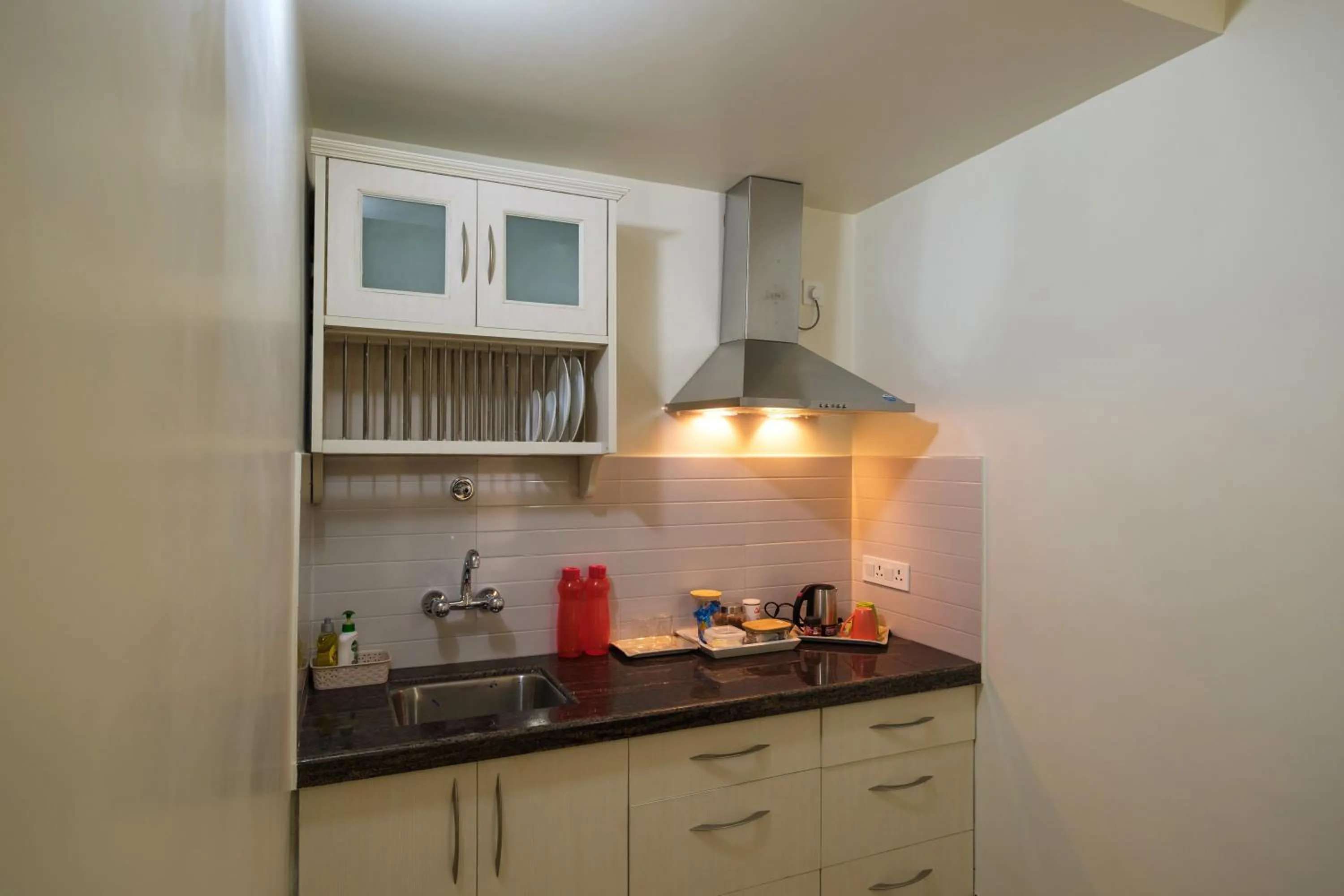 Kitchen or kitchenette in Shree Nikunj - A Luxury Boutique Homestay in Jaipur