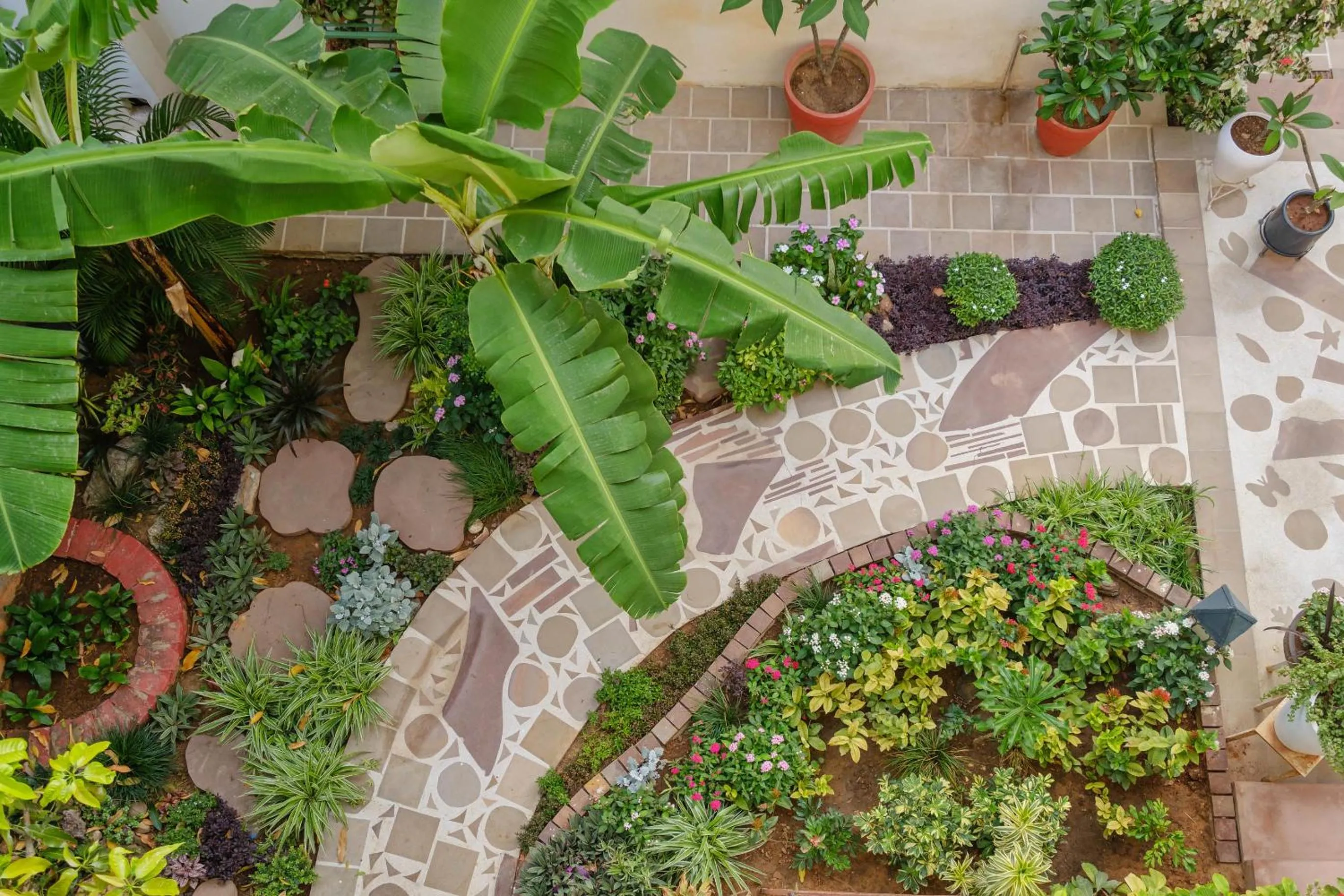Garden in Shree Nikunj - A Luxury Boutique Homestay in Jaipur