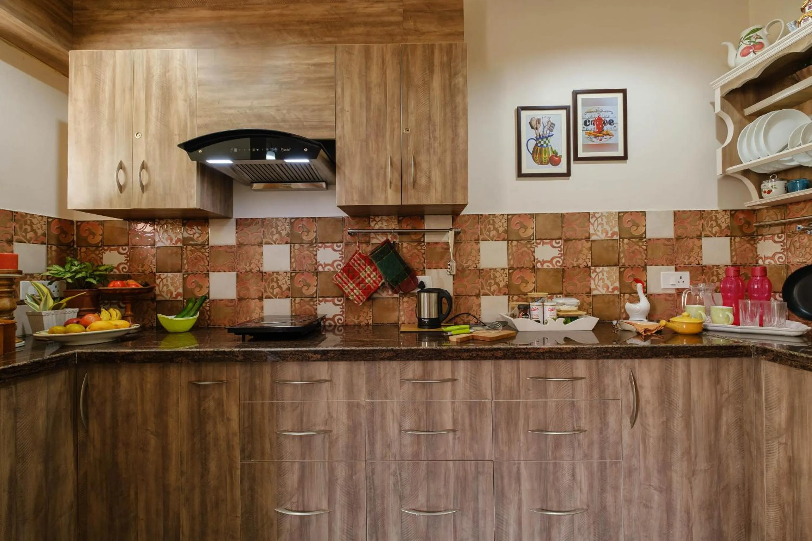 Kitchen or kitchenette in Shree Nikunj - A Luxury Boutique Homestay in Jaipur