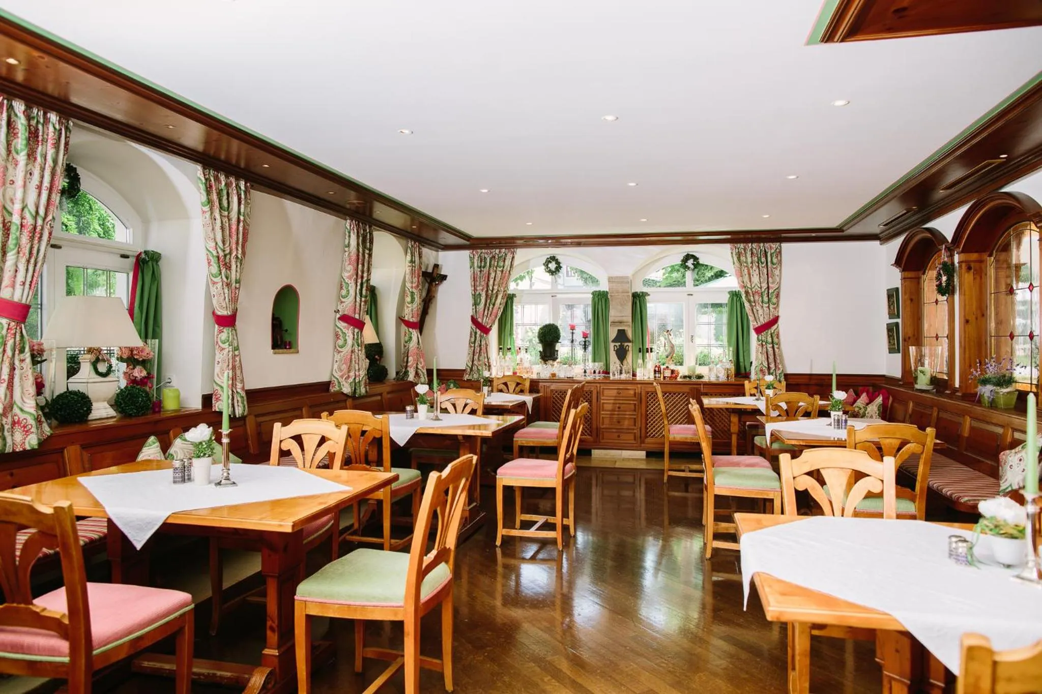 Restaurant/places to eat in Hotel Jungbräu