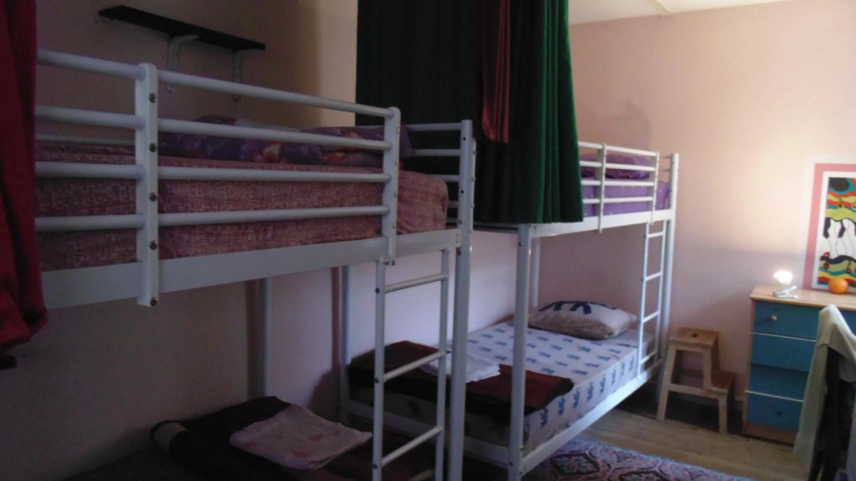 bunk bed, Bed in Shantihome