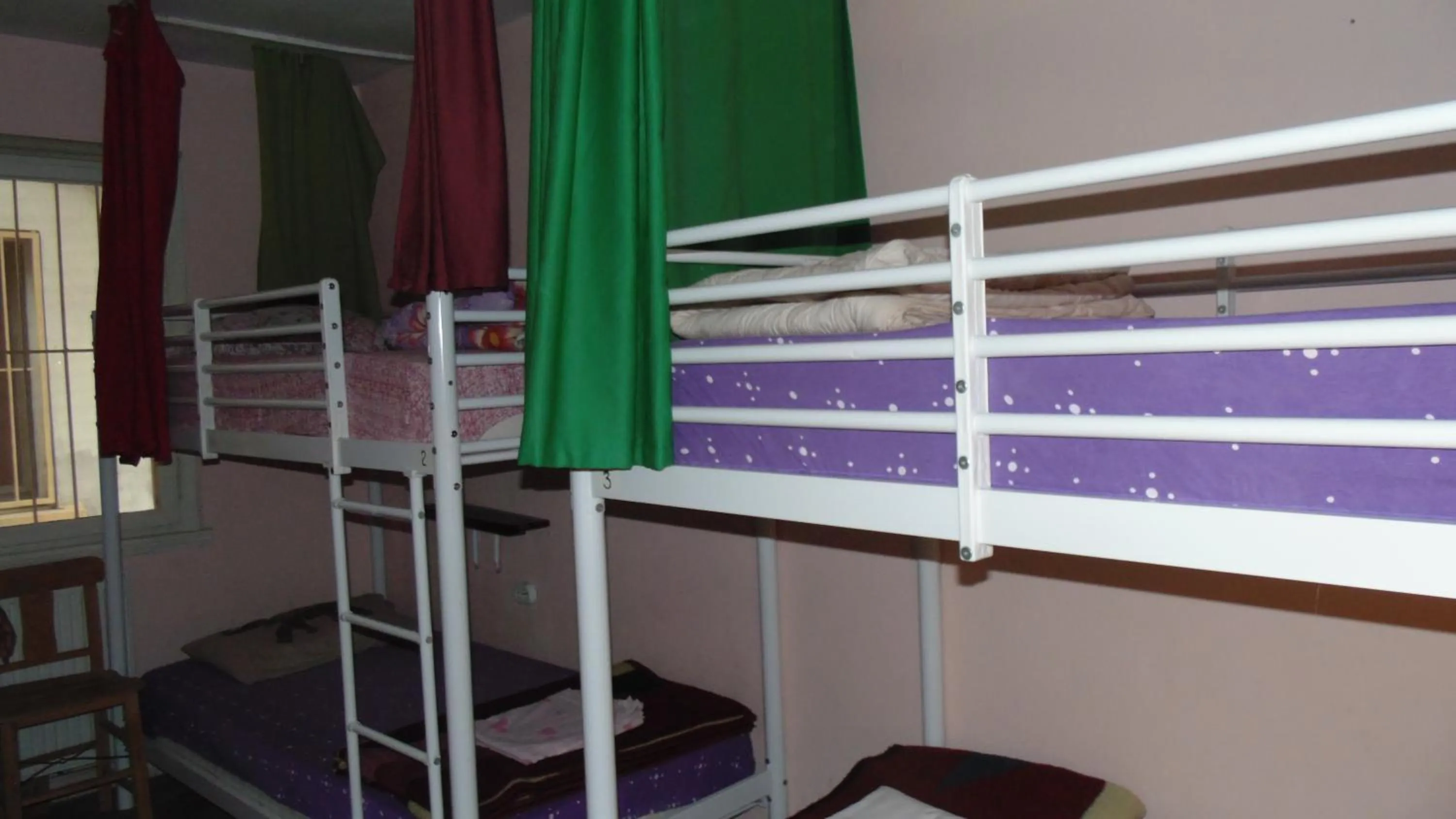 bunk bed, Bed in Shantihome