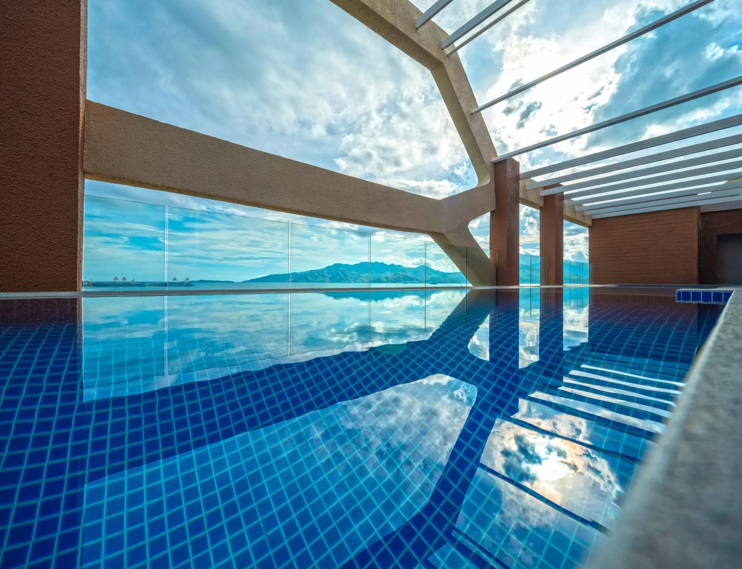 Swimming pool in The Aurora Subic Hotel Managed By HII