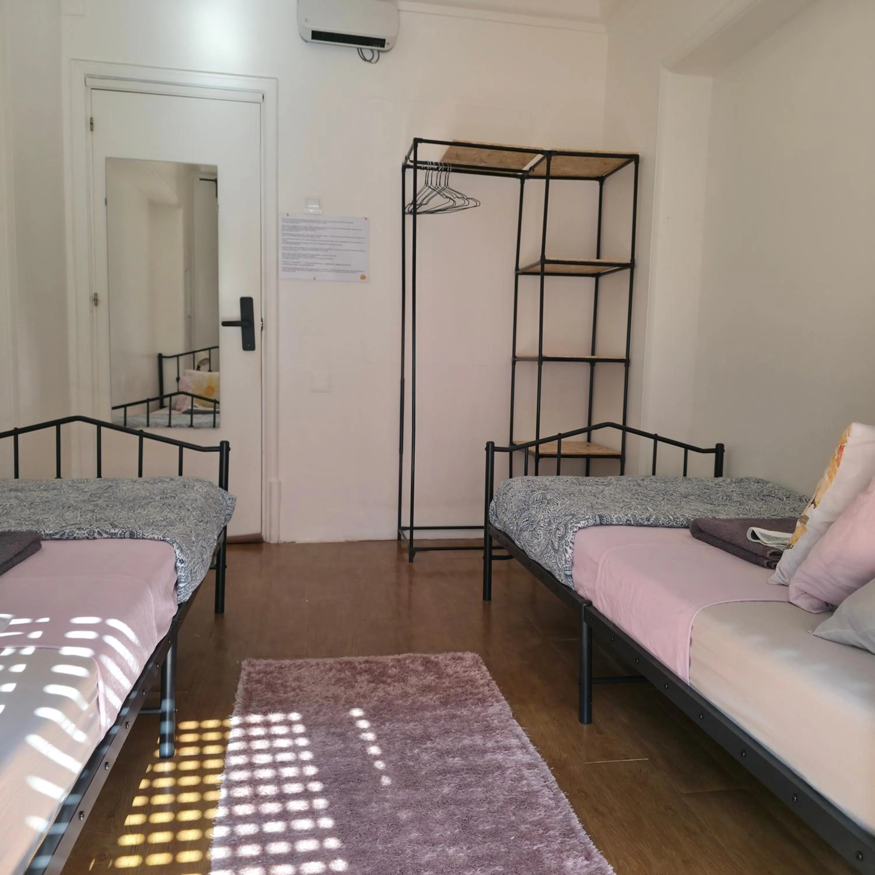 Bed in Mini Hostel in Lisbon