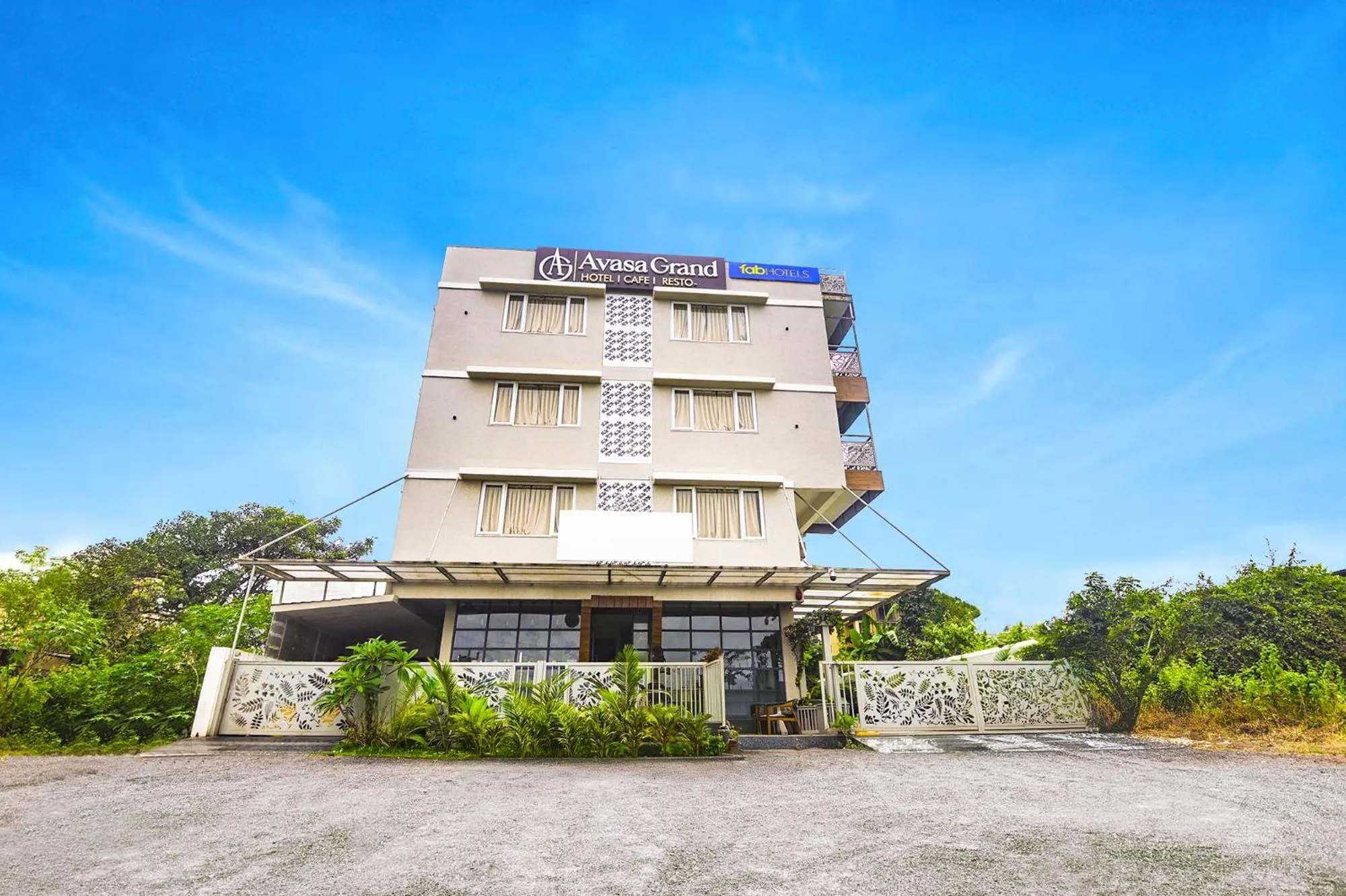 FabHotel Avasa Grand - Nr Big Daddy Casino