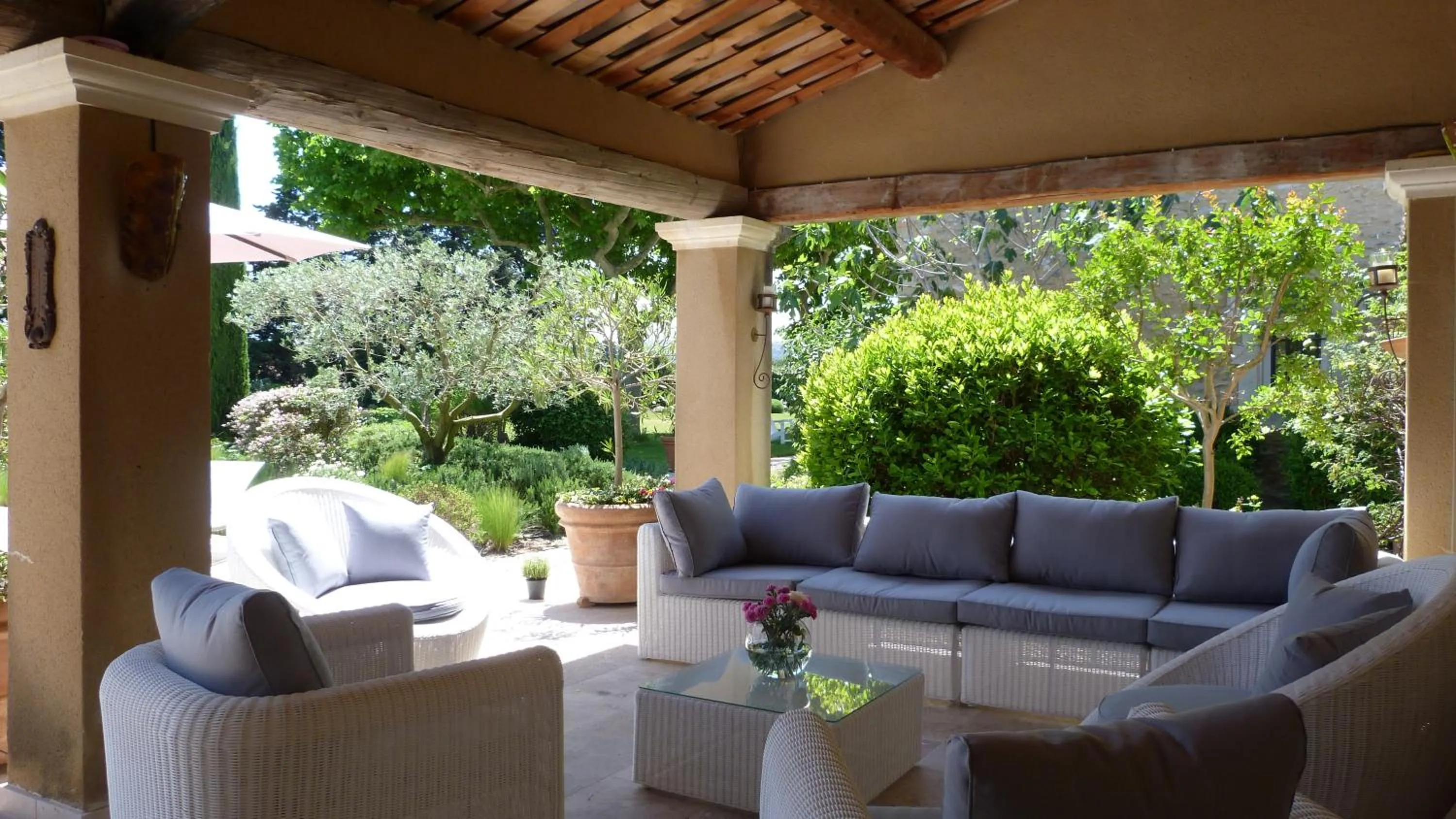 Area and facilities in Mas de Chantounette