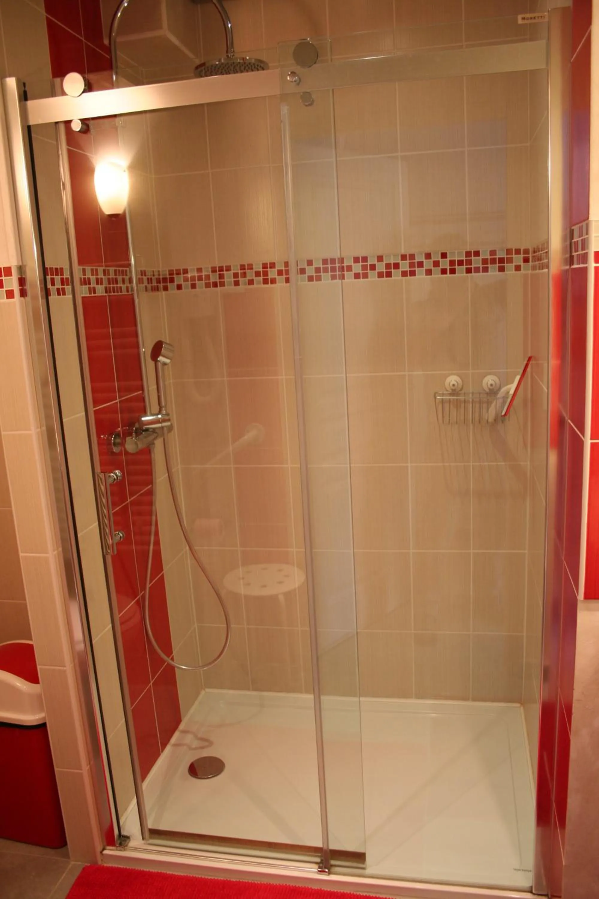 Bathroom in Les Hellebores