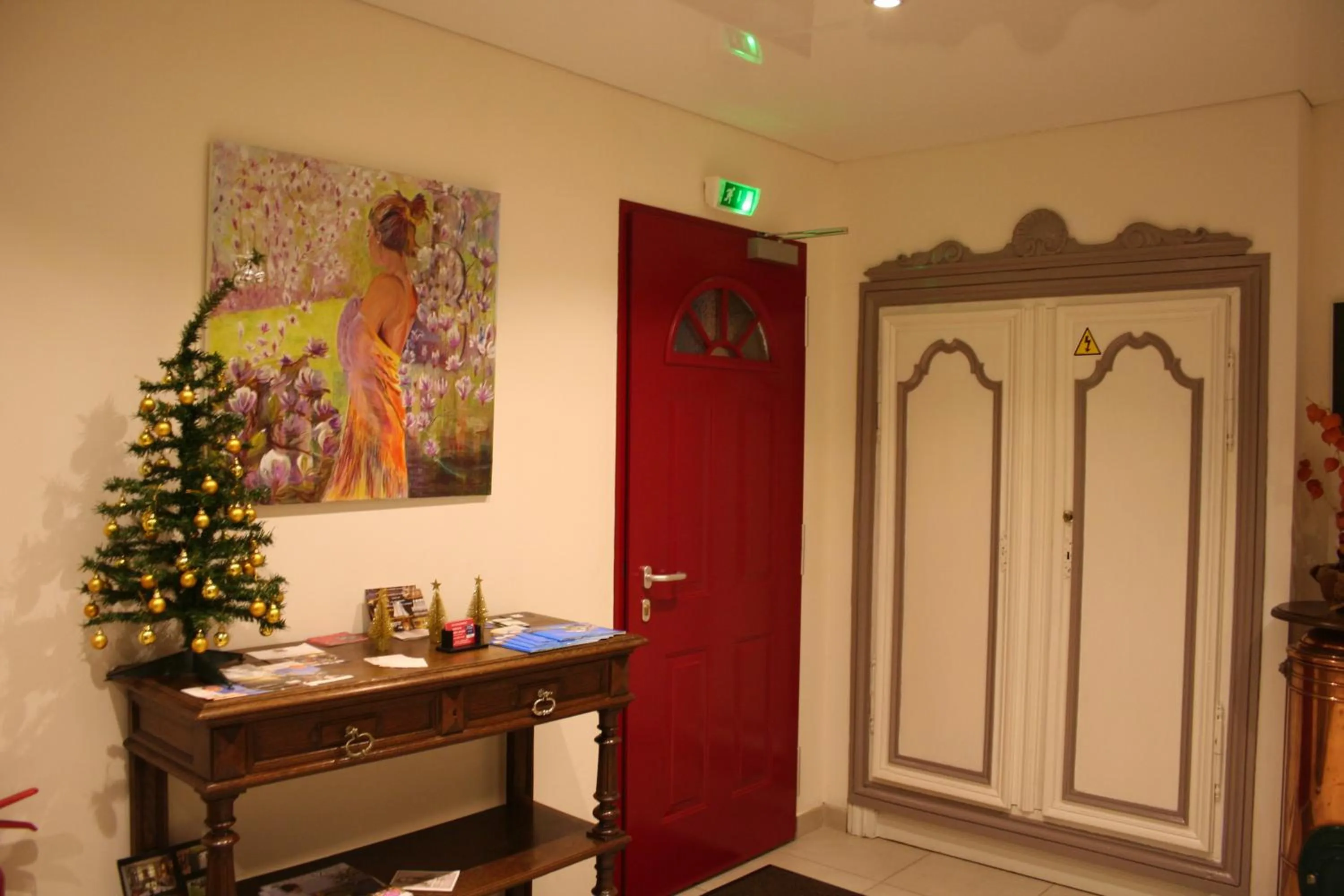 Lobby or reception in Les Hellebores