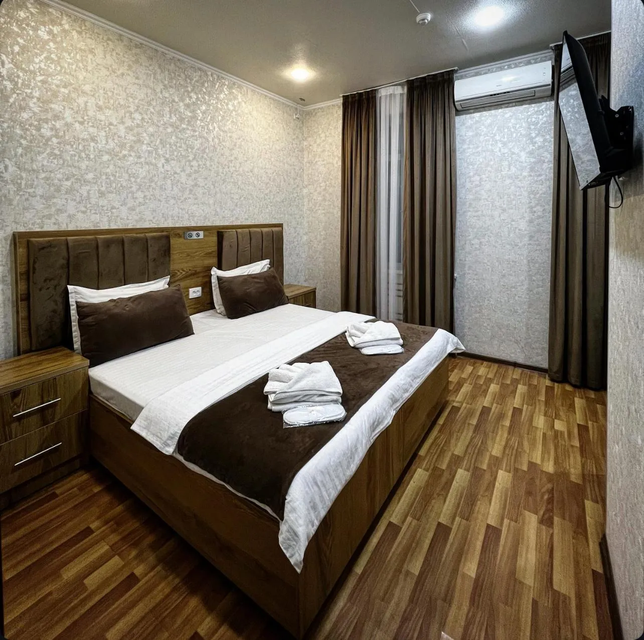 Property building, Bed in AL ARDA HYATT