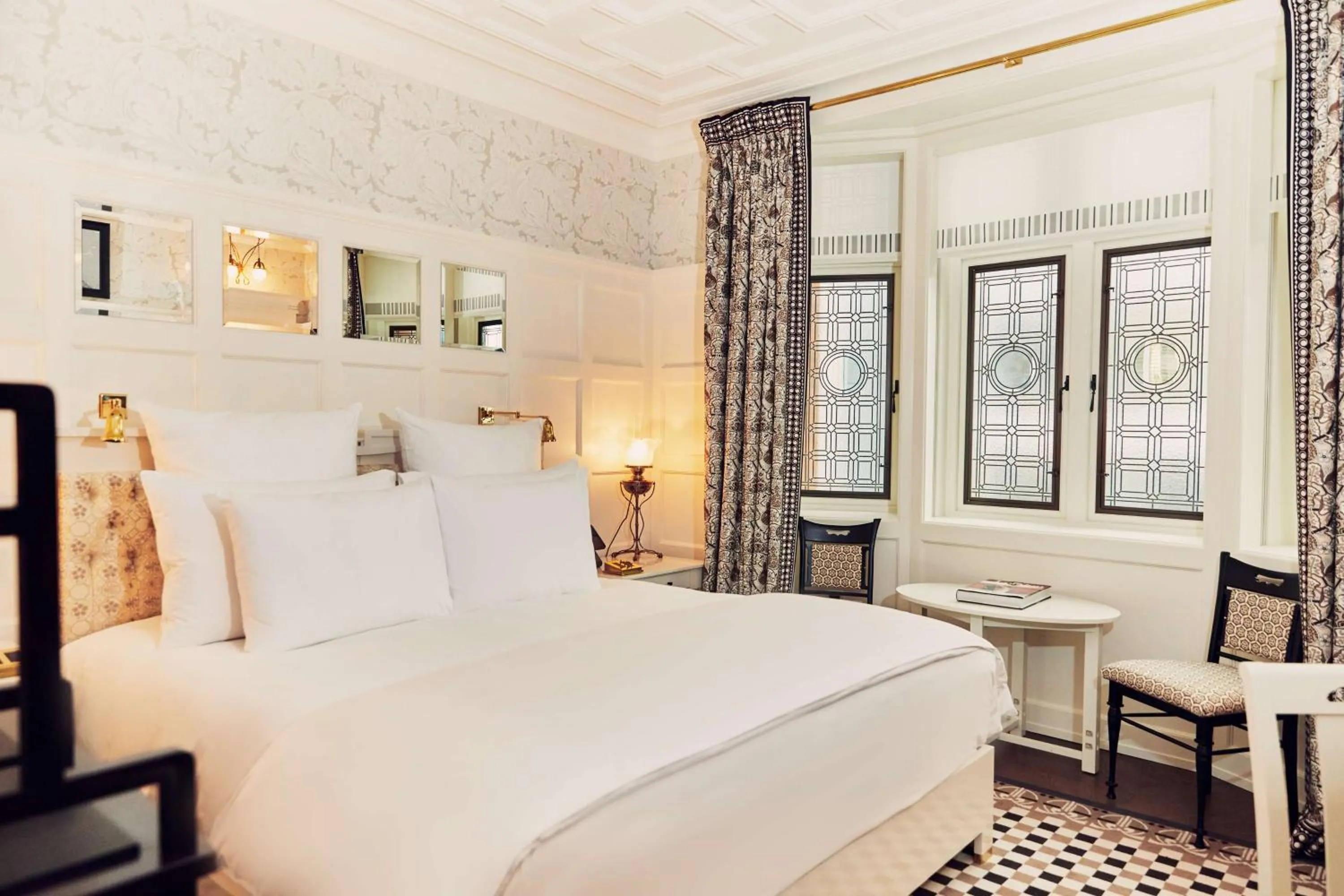 Bedroom, Bed in At Sloane