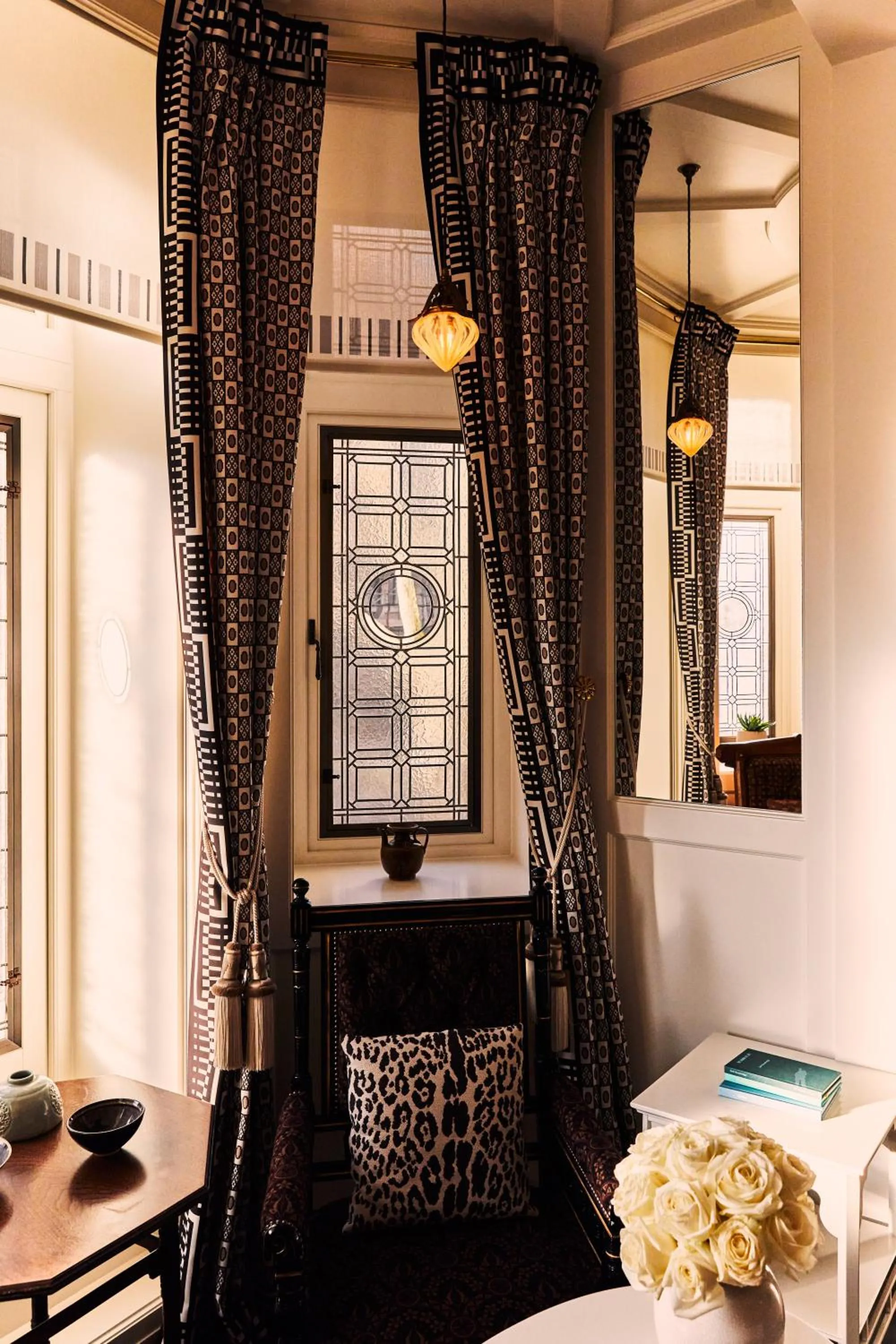 Seating area in At Sloane