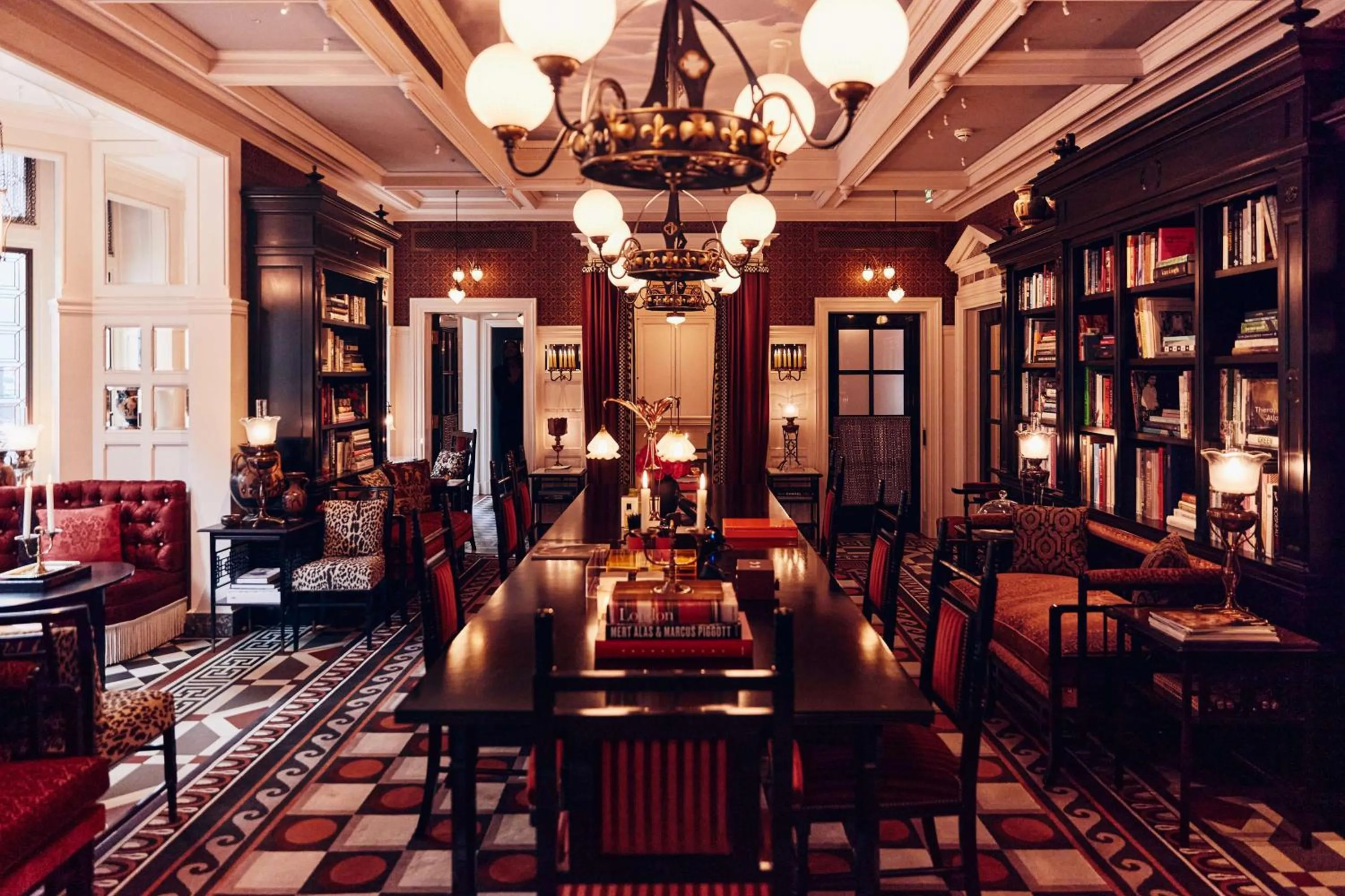 Lobby or reception in At Sloane