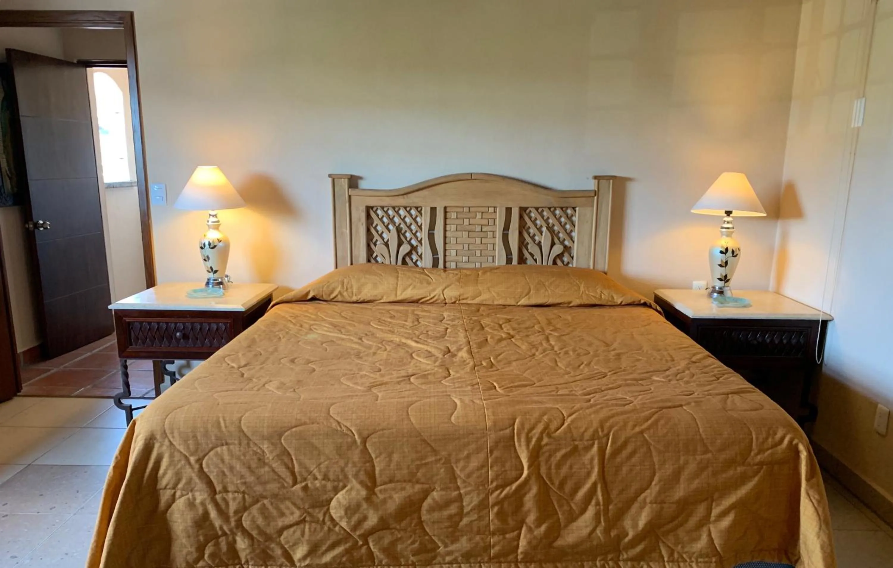 Property building, Bed in Hotel Condominium La Posada de Bucerias