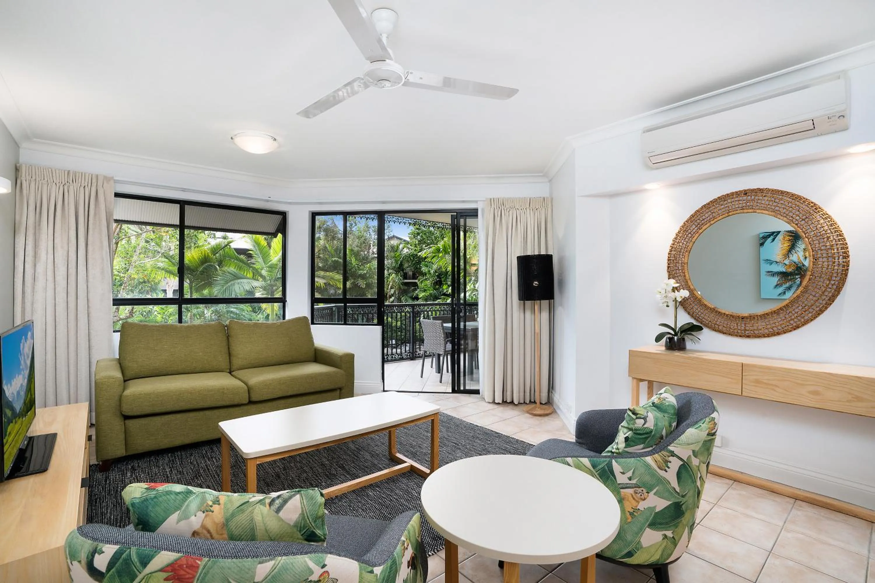 Communal lounge/ TV room in Club Wyndham Cairns