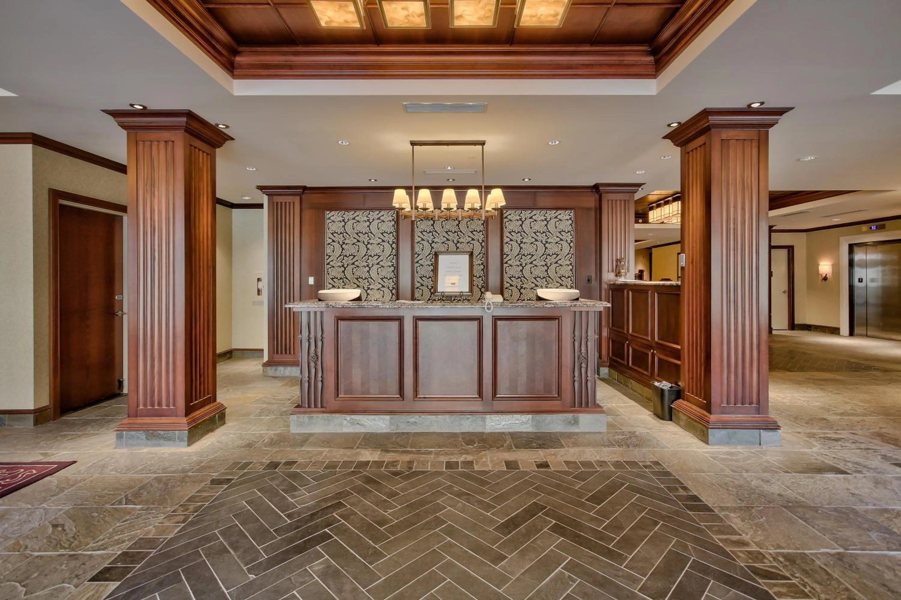 Lobby or reception in Residences at the Sun Peaks Grand