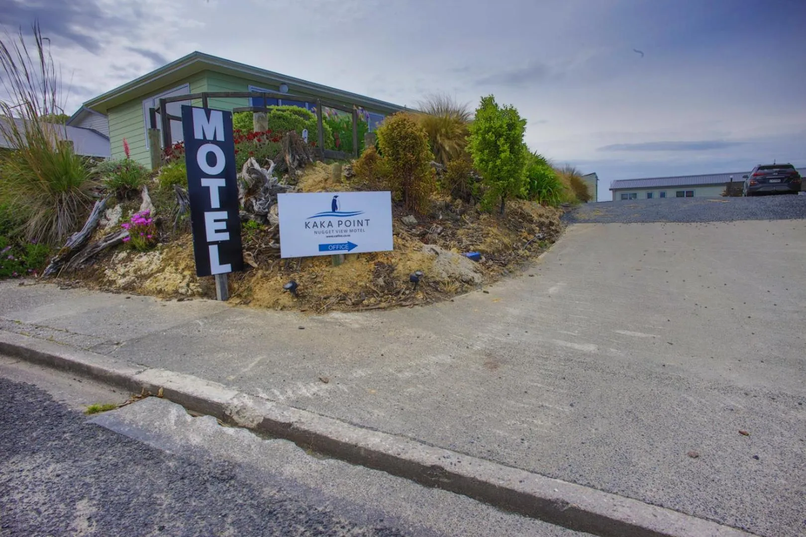 Facade/entrance in Kaka Point Motels