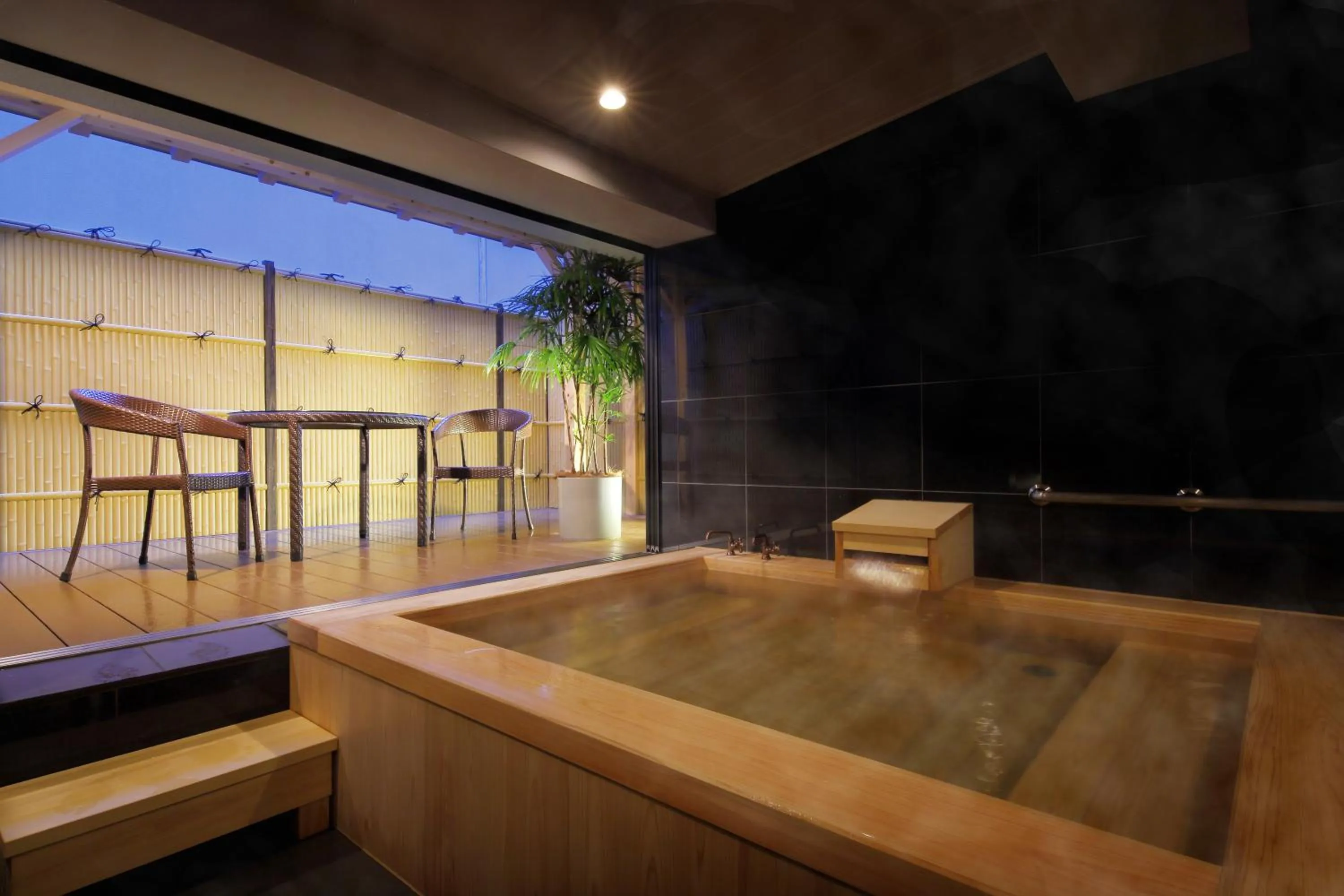 Hot Spring Bath in Kami no yama Azumaya