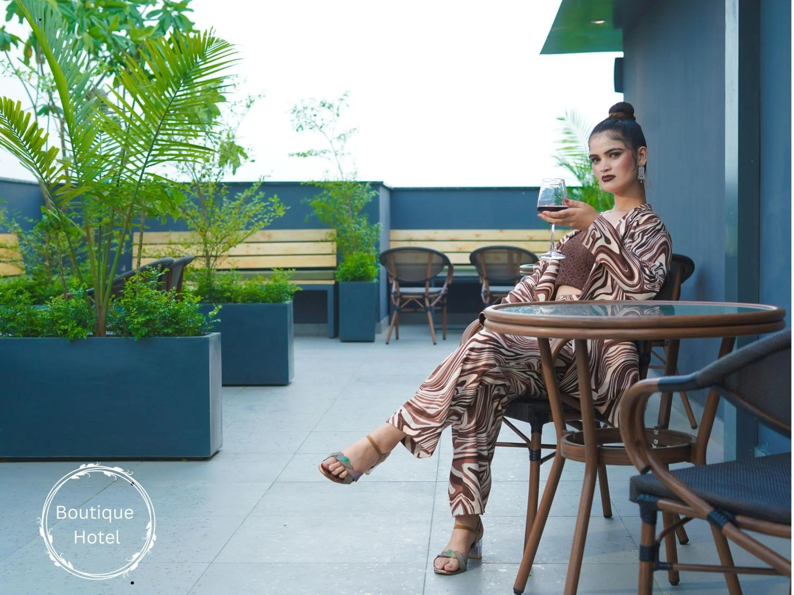 Patio in Saltstayz Select - Golf Course Road & Sector 57