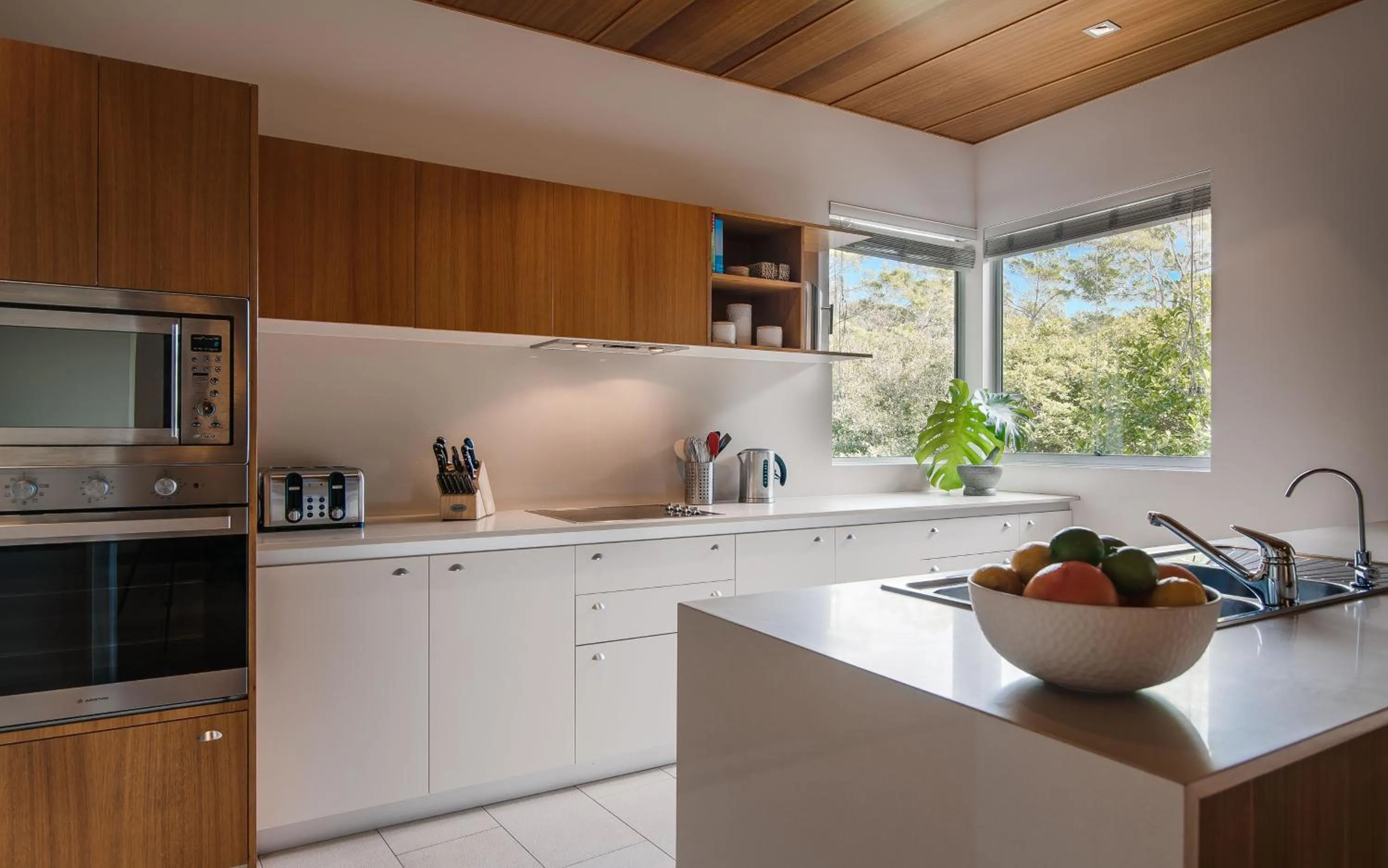 Kitchen or kitchenette in Noosa Residences